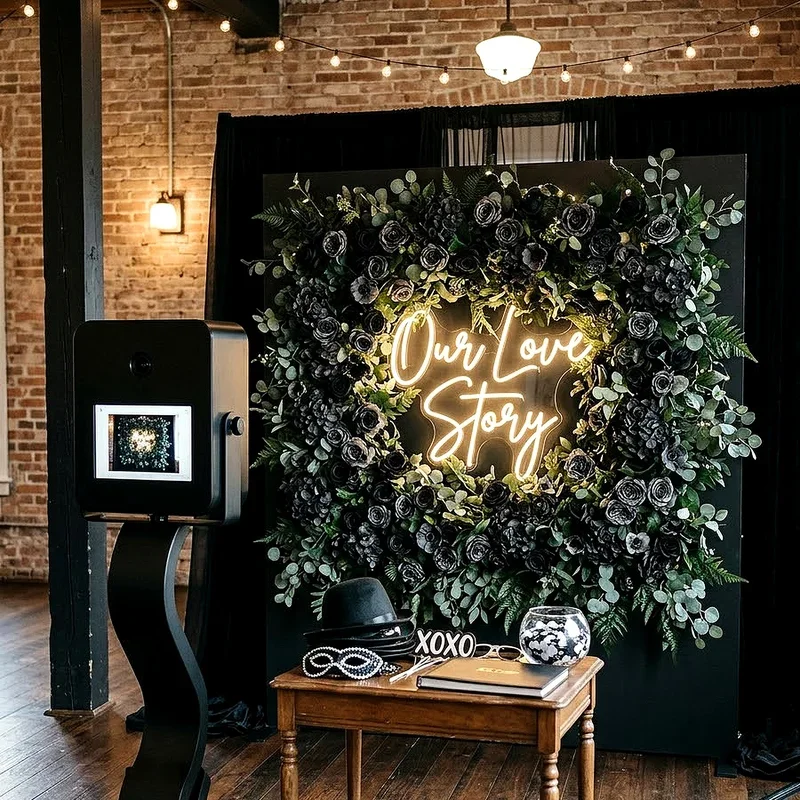 Black Wedding Decor Ideas