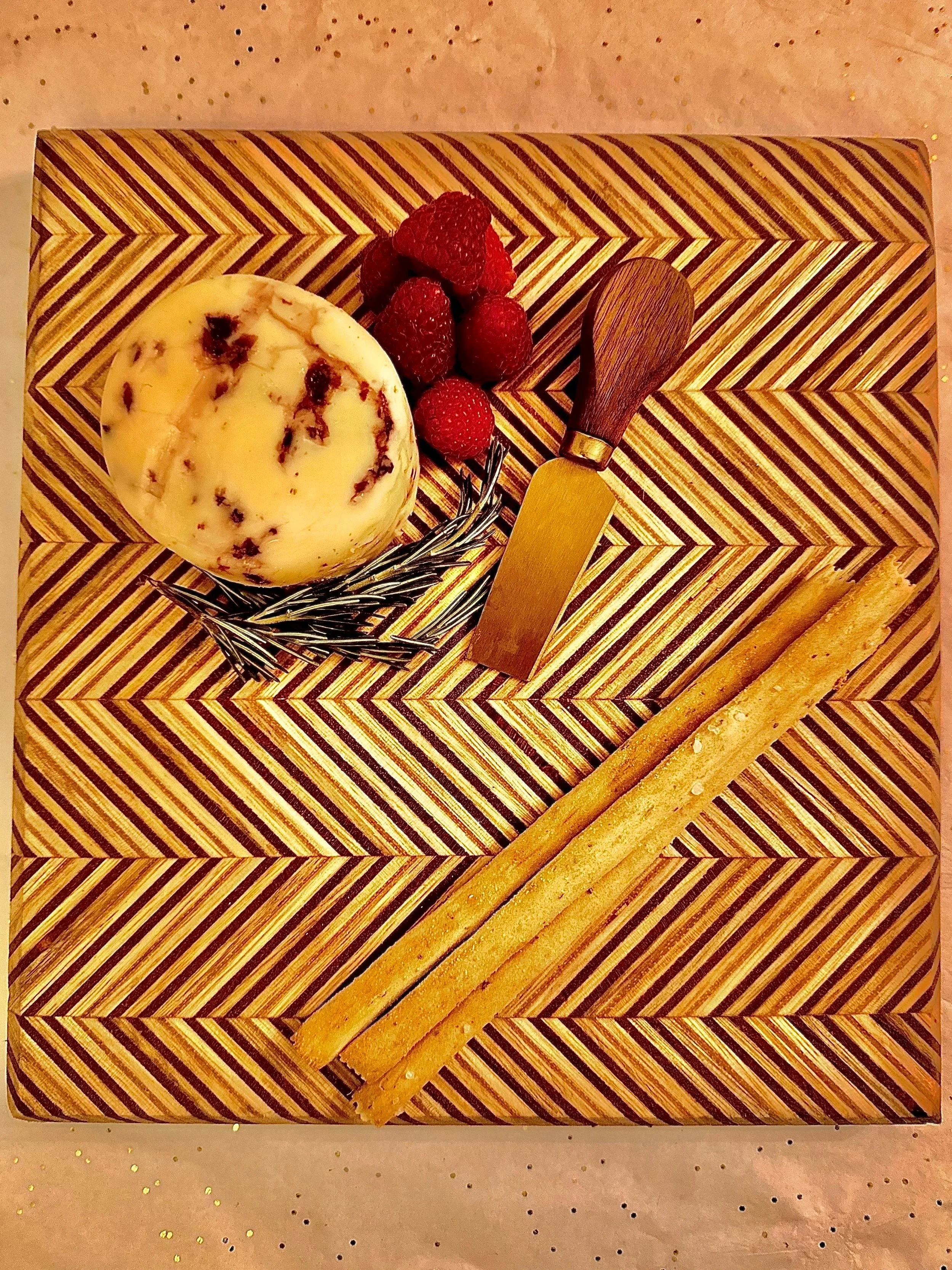 Handcrafted Artisan Cutting / Charcuterie Board