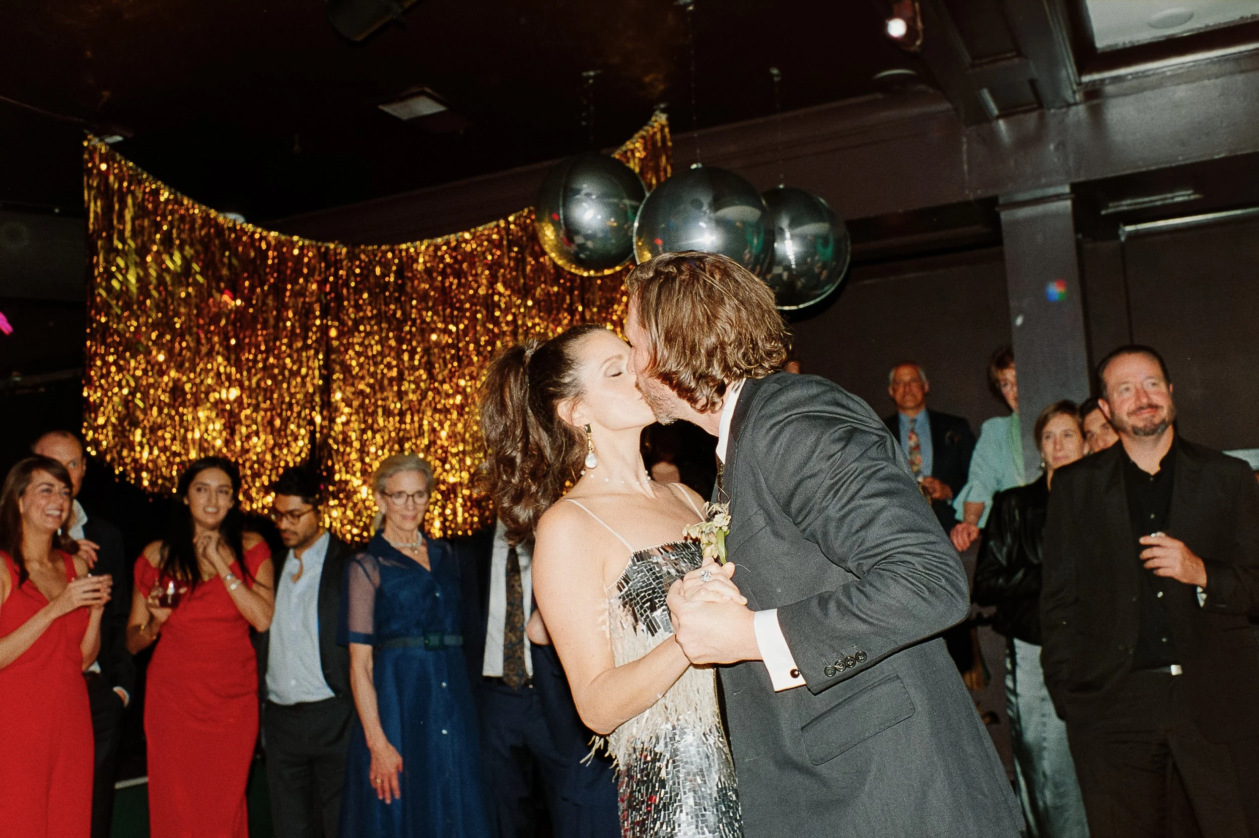 Allie_Joe_SanFranciscoWedding_033024_HollyHursleyPhoto_Film-593.jpg