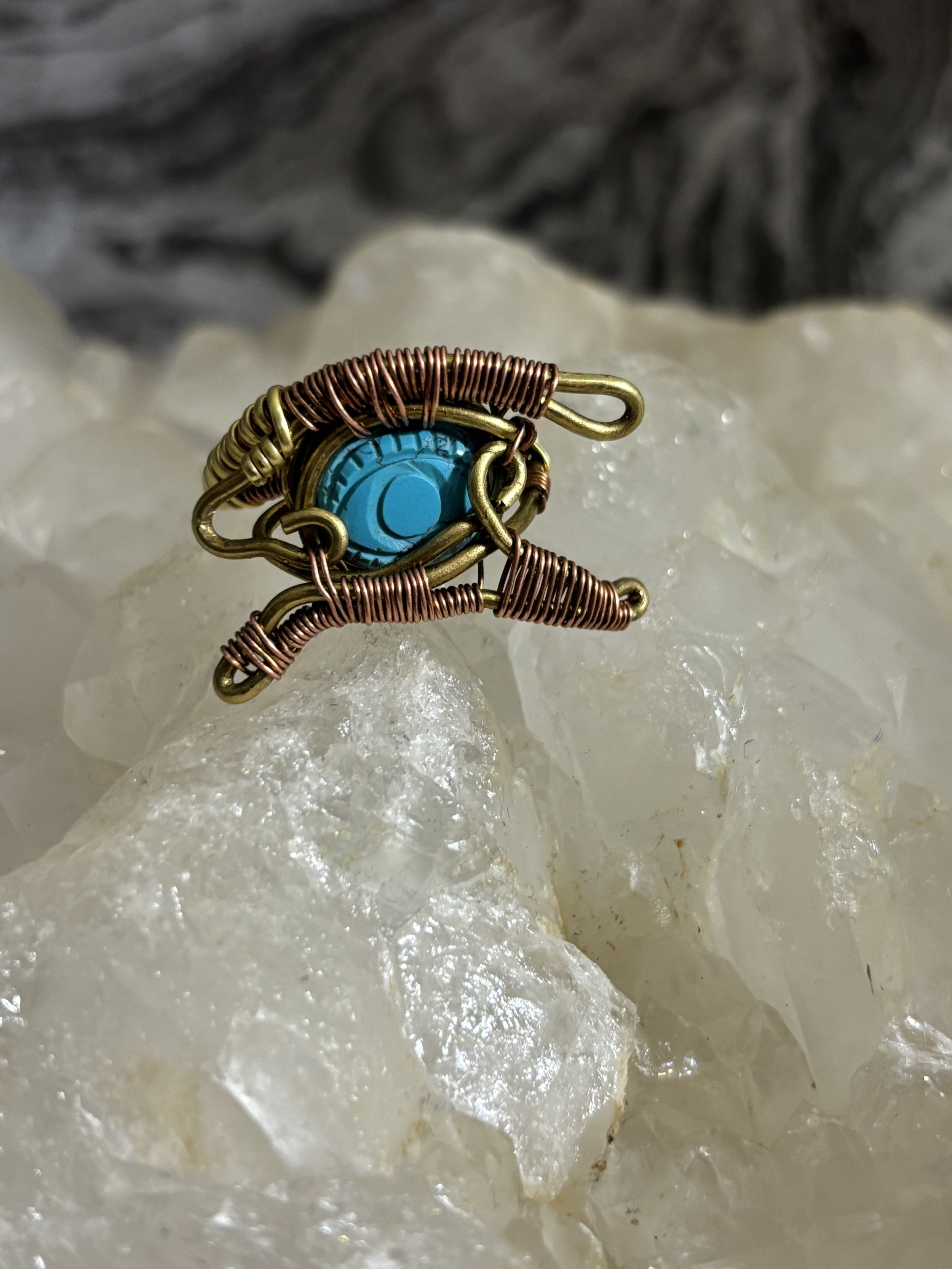 Turquoise Eye of Rah size 8