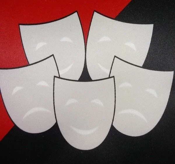 Nurmeksen näyttämökerhon uudet sivut on julkaistu!