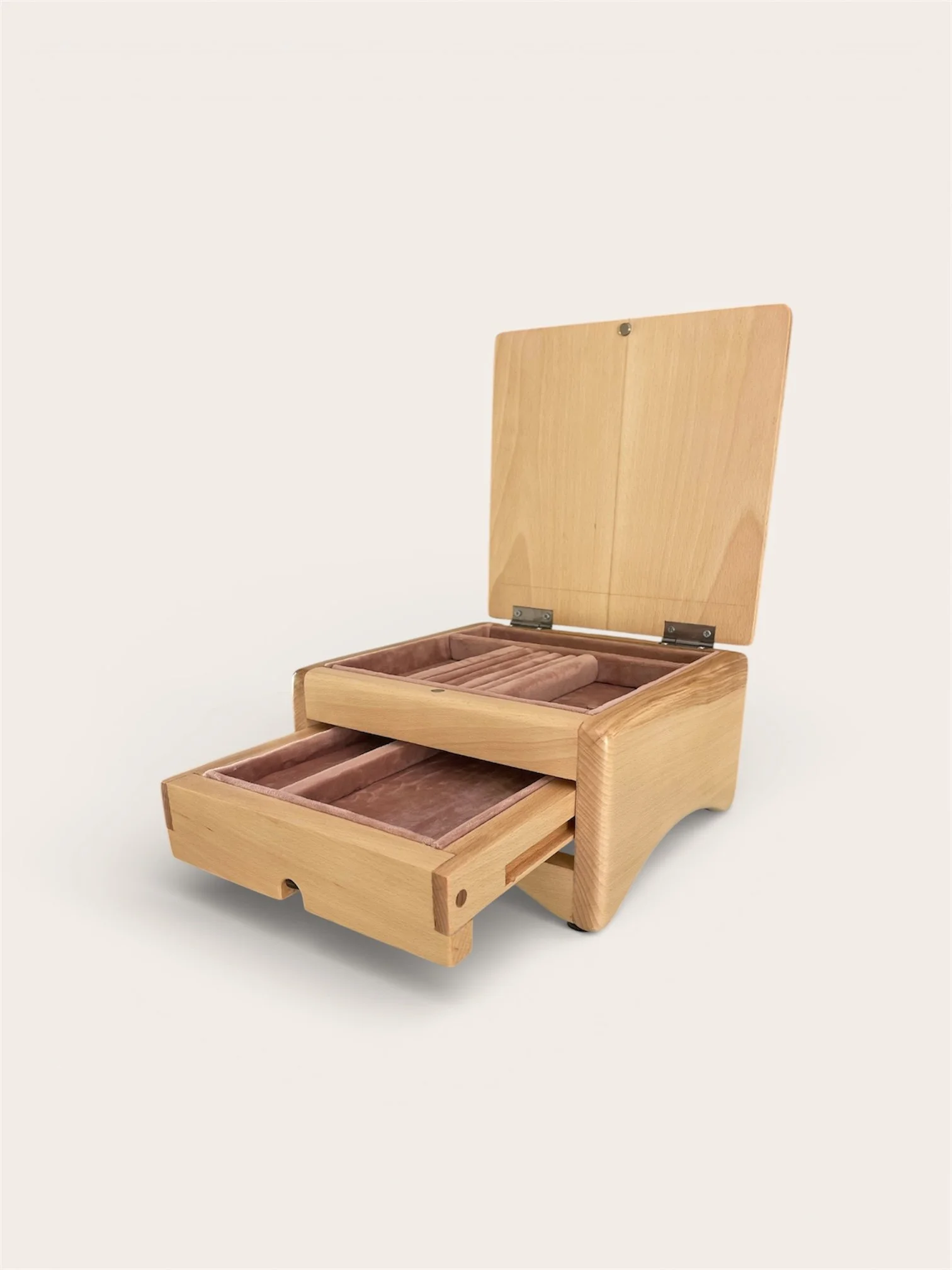 Custom high-end jewelry box in beech with pink velvet.