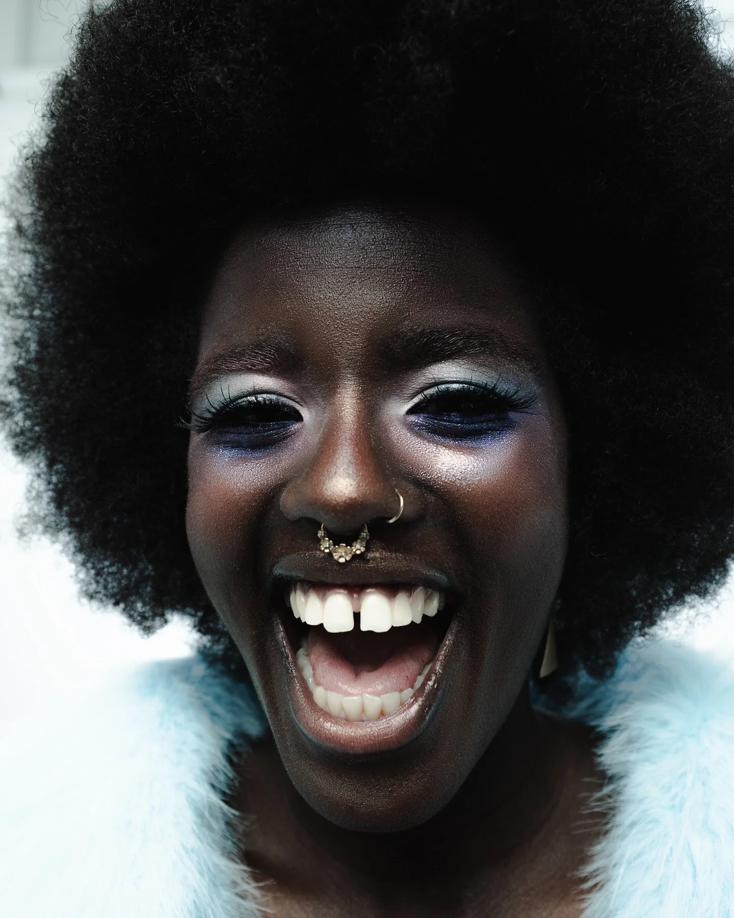 SHOOT MODE W/ @_abigahel_ 
-
Photographer : @chapixtures 
MUAH : @sakinadjebali_makeupartist_ @sakinartist_ 
Model : @_abigahel_ 
-
Vous aimez ce type de shooting ? 👀❤️