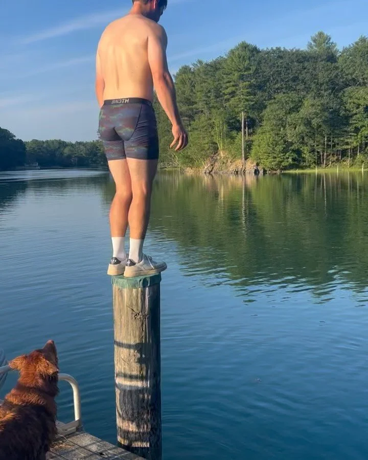 Toller screams of excitement for Nix 

#toller #tollersofinstagram #nsdtr #nixon #tollerscream #happydog