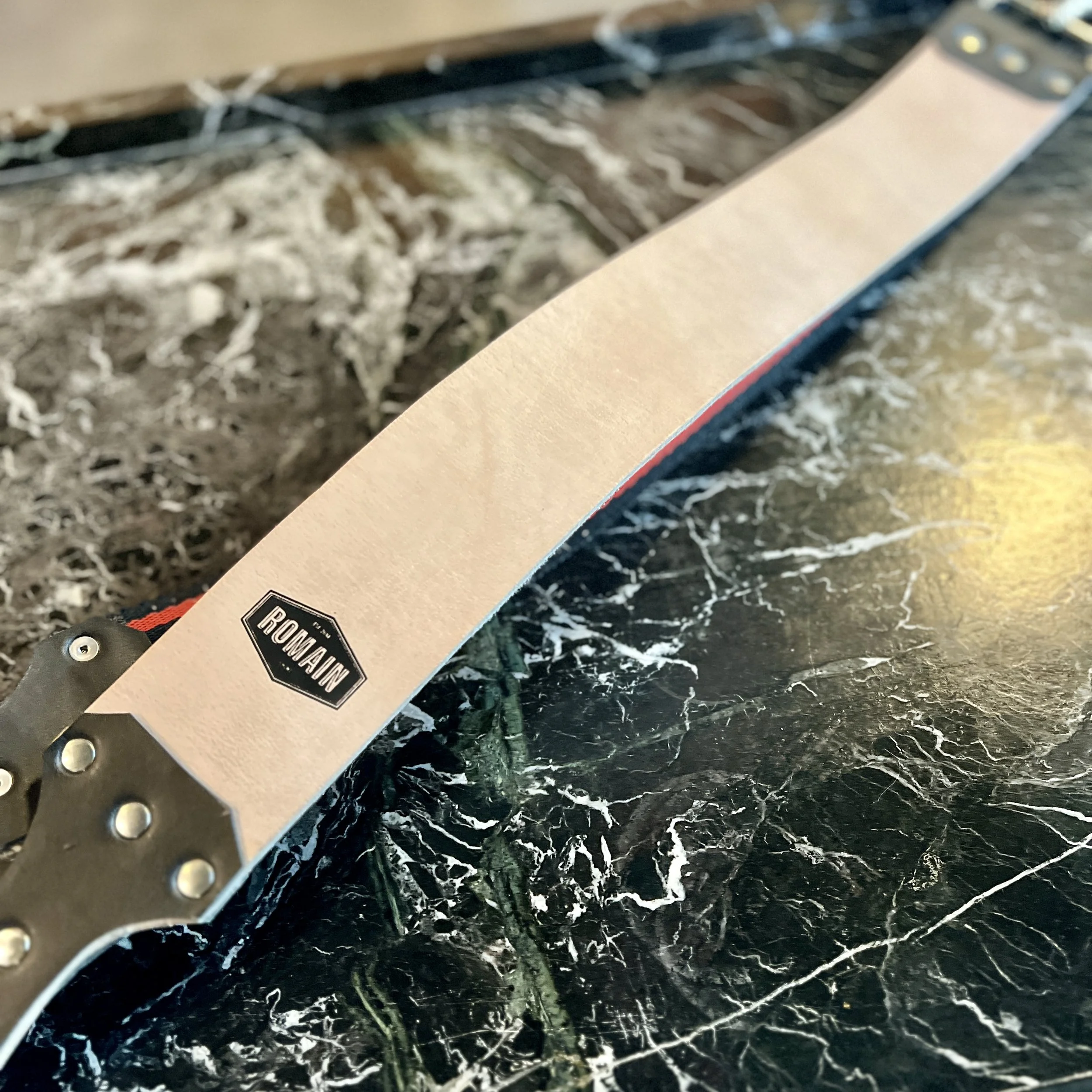 Basic Conventional Hanging Strop