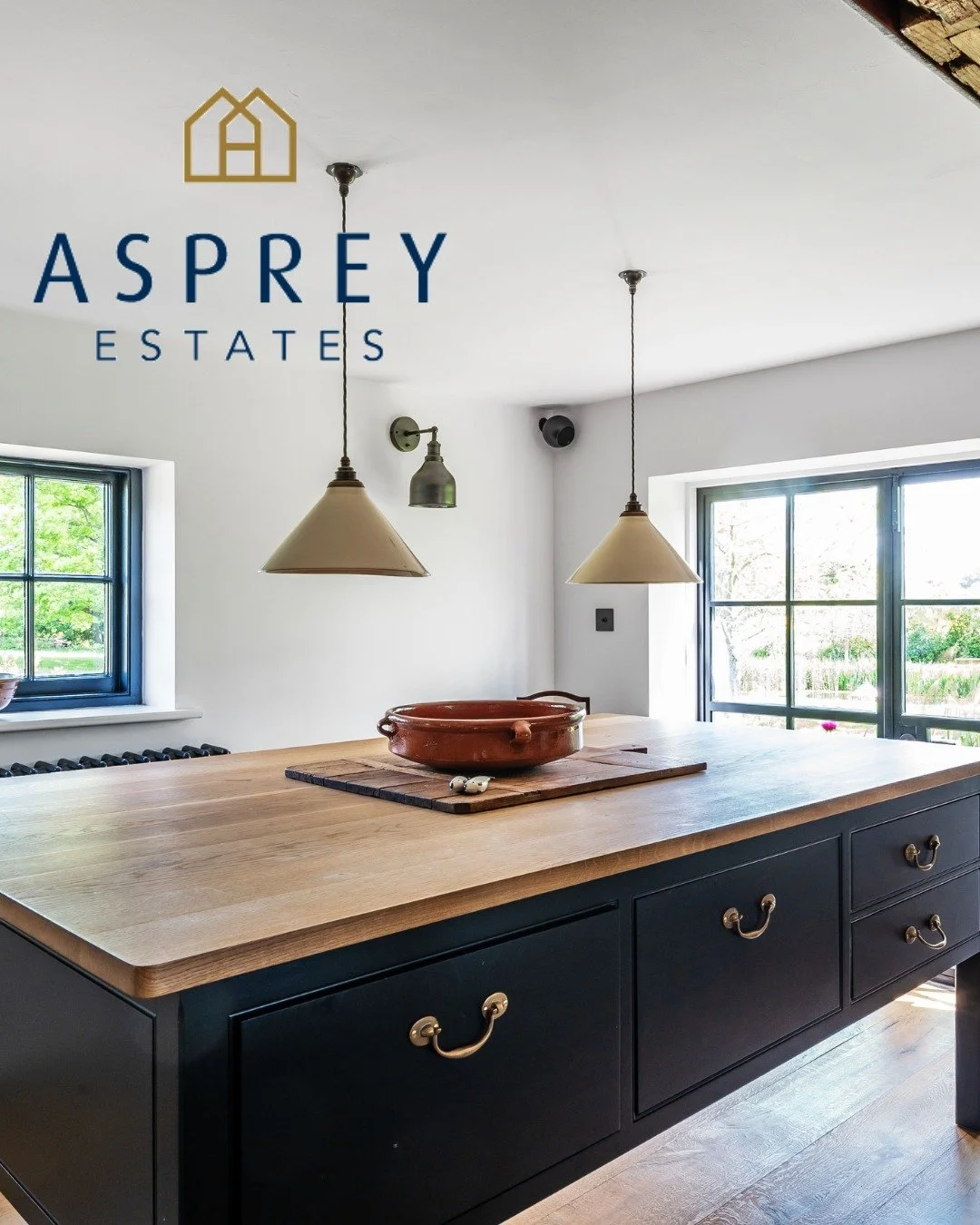 Getting ready to sell your home? First impressions matter&hellip; 

Before you hit the market, a few simple steps can make all the difference:

✨ Declutter your space &ndash; less is more, and it helps buyers imagine themselves living there
🧼 Deep c