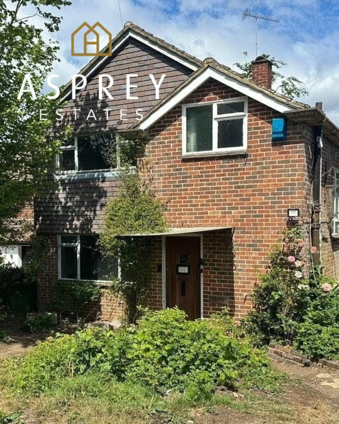 TO BE SOLD BY PUBLIC AUCTION: THURSDAY, JUNE 25TH 2026

GUIDE PRICE: &pound;570,000 - &pound;600,000

A prime residential opportunity. A spacious four-bedroom modern detached home set within a generous 0.23-acre plot, requiring significant modernizat