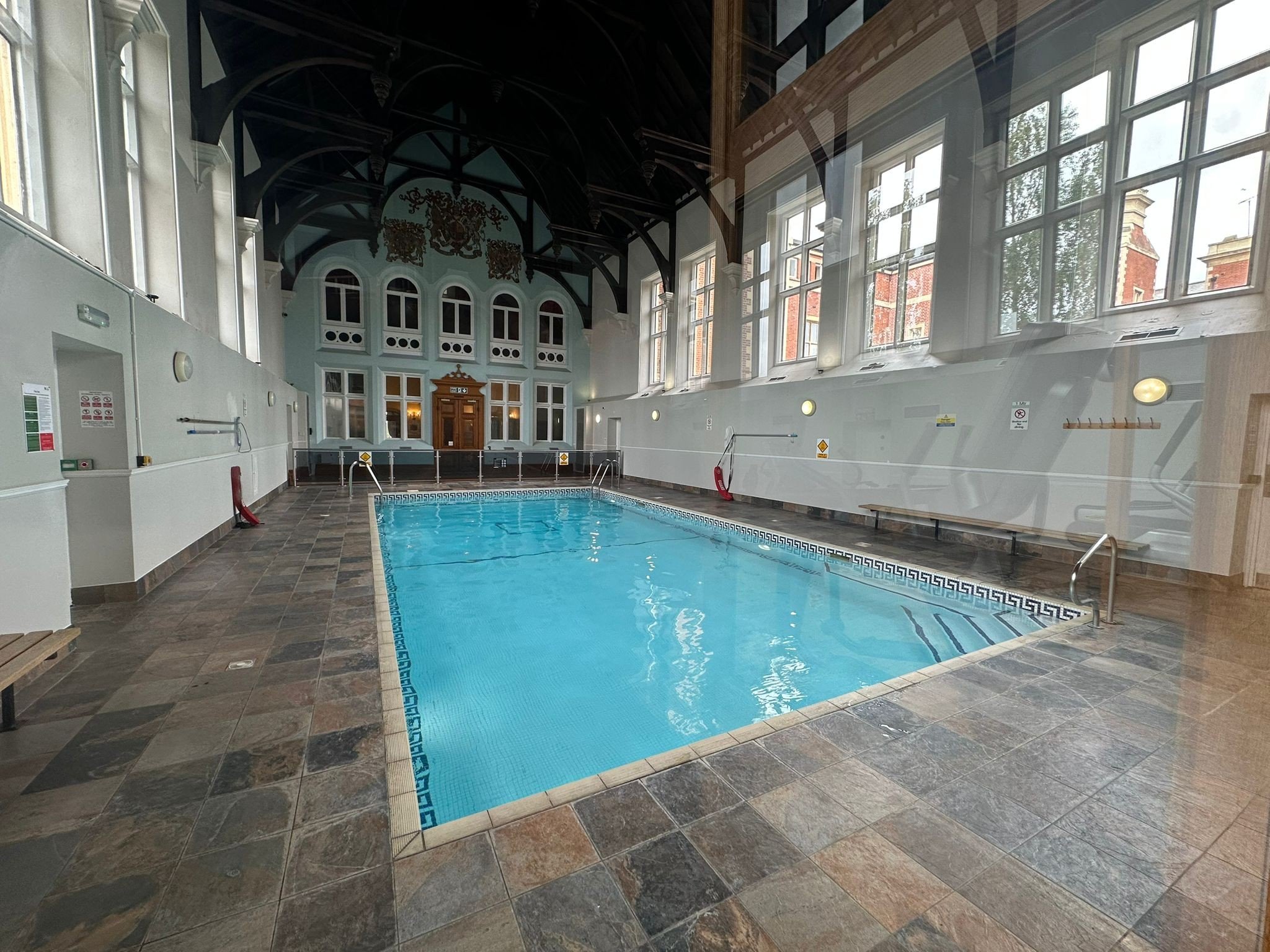 Swimming pool 1.jpg