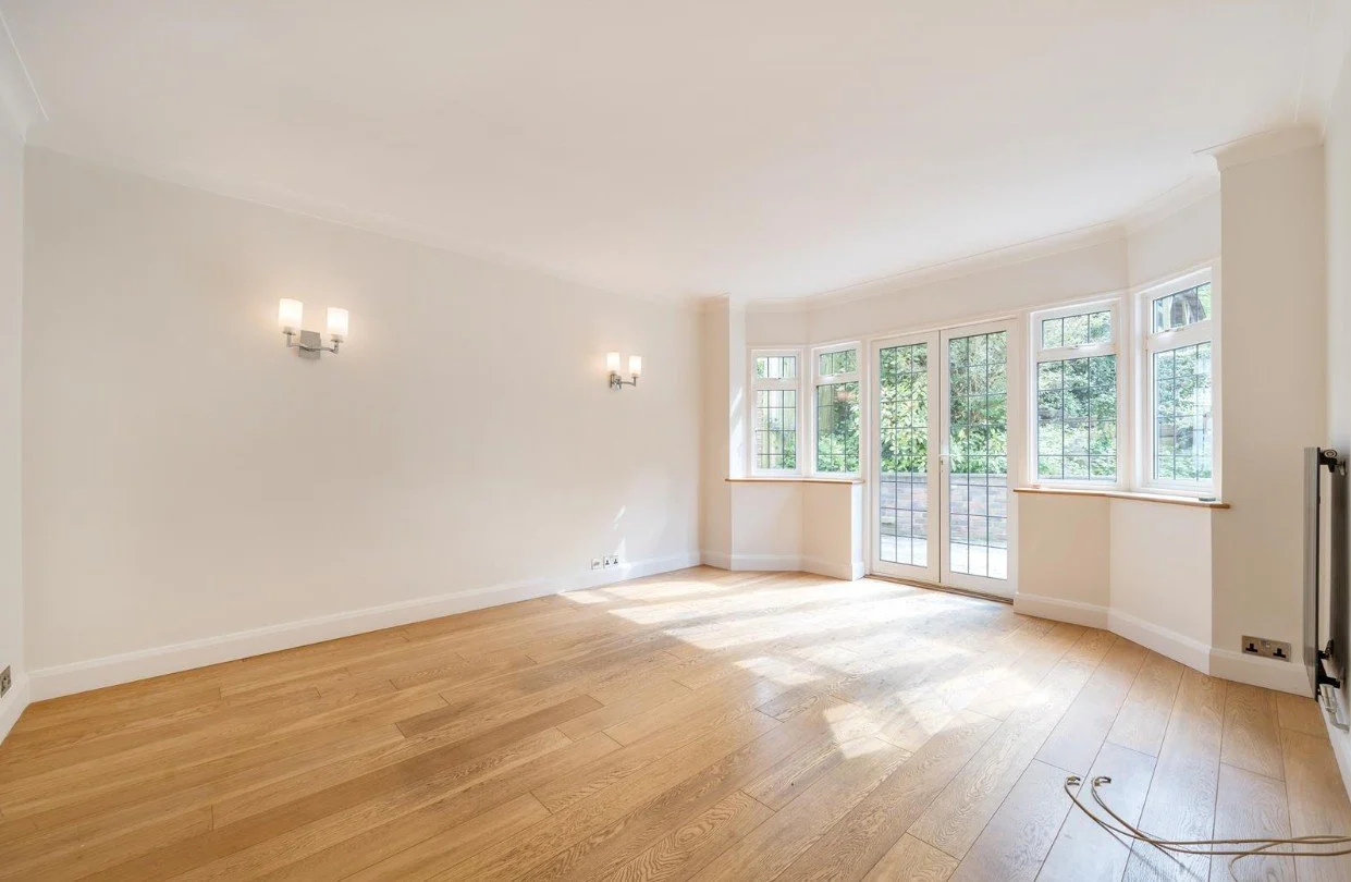 26 Holly Lane West 4.jpg