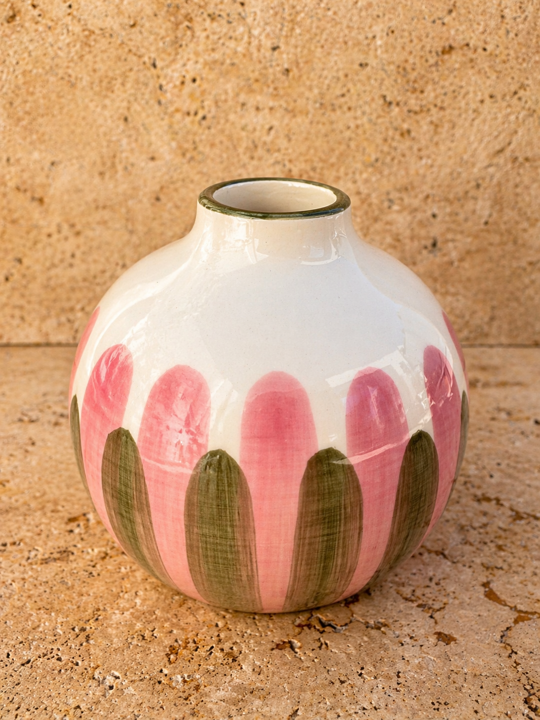 Petit vase rond en céramique portugaise rose et vert collection LINEA peint à la main