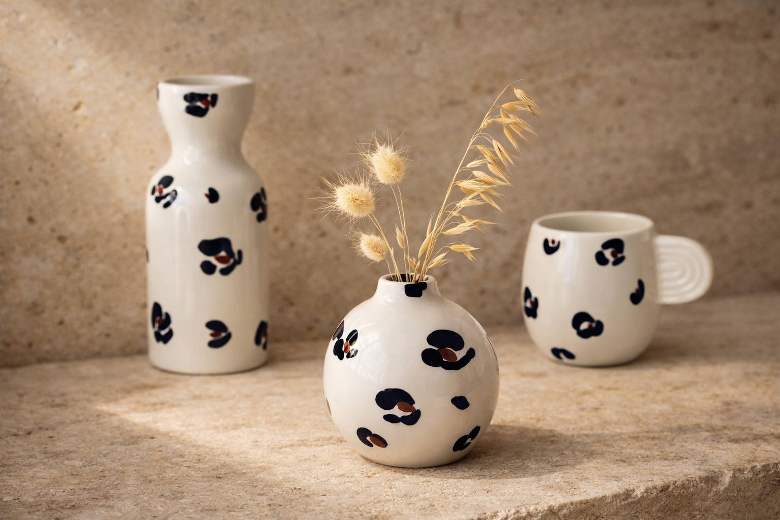 vase-ceramique-portugais-leopard-decoration-maison-artisanat.jpg