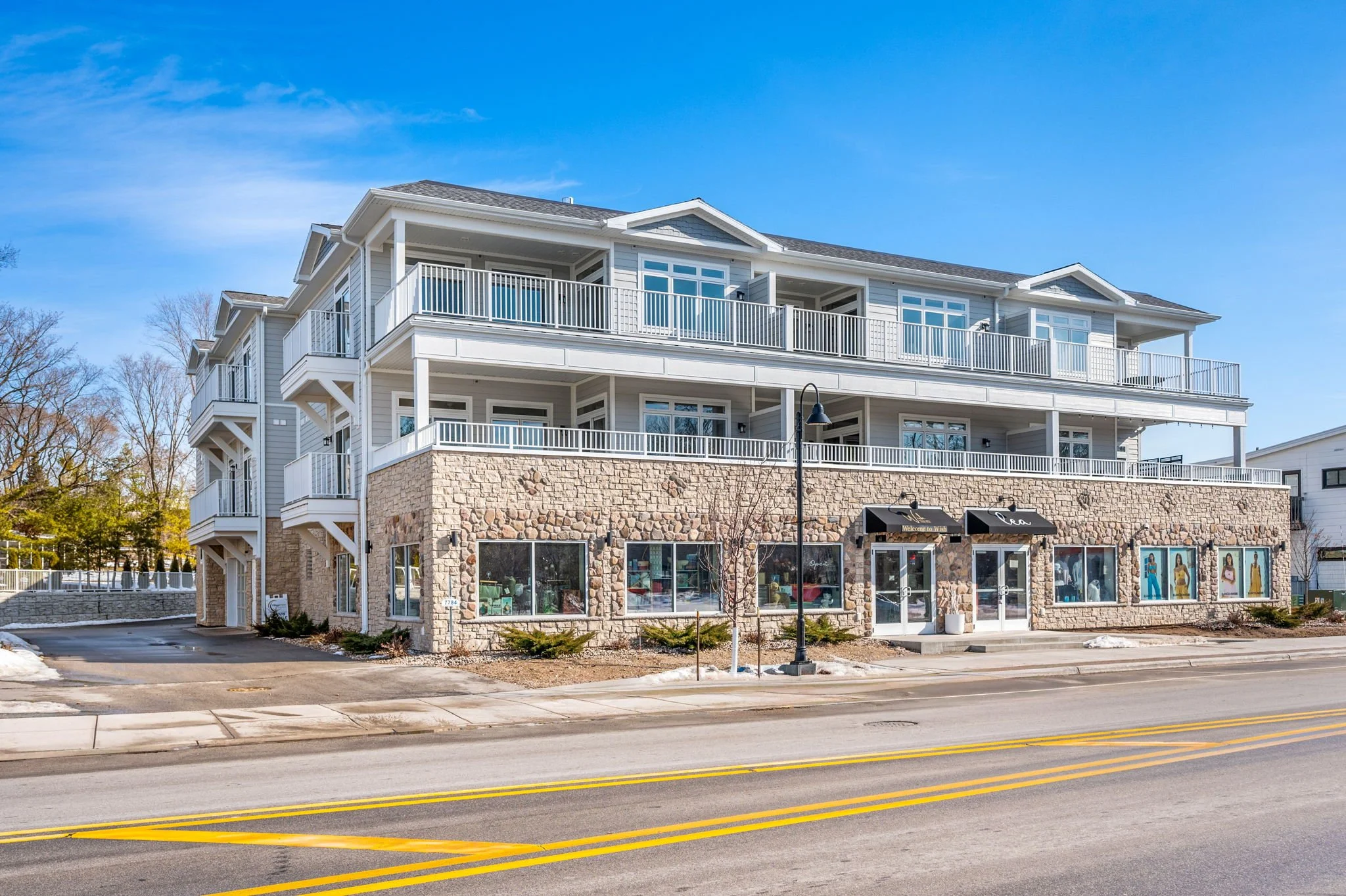 7784 Hwy 42 Unit 302 Egg Harbor Door County Wisconsin-1.jpg