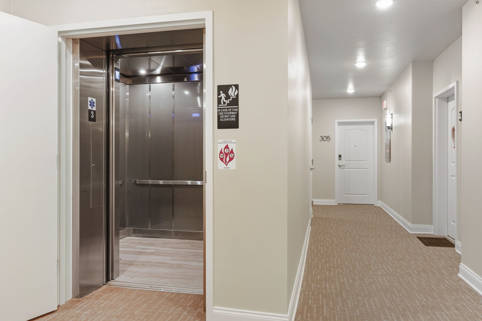 7784 Hwy 42 Unit 302 Egg Harbor Door County Wisconsin-7.jpg