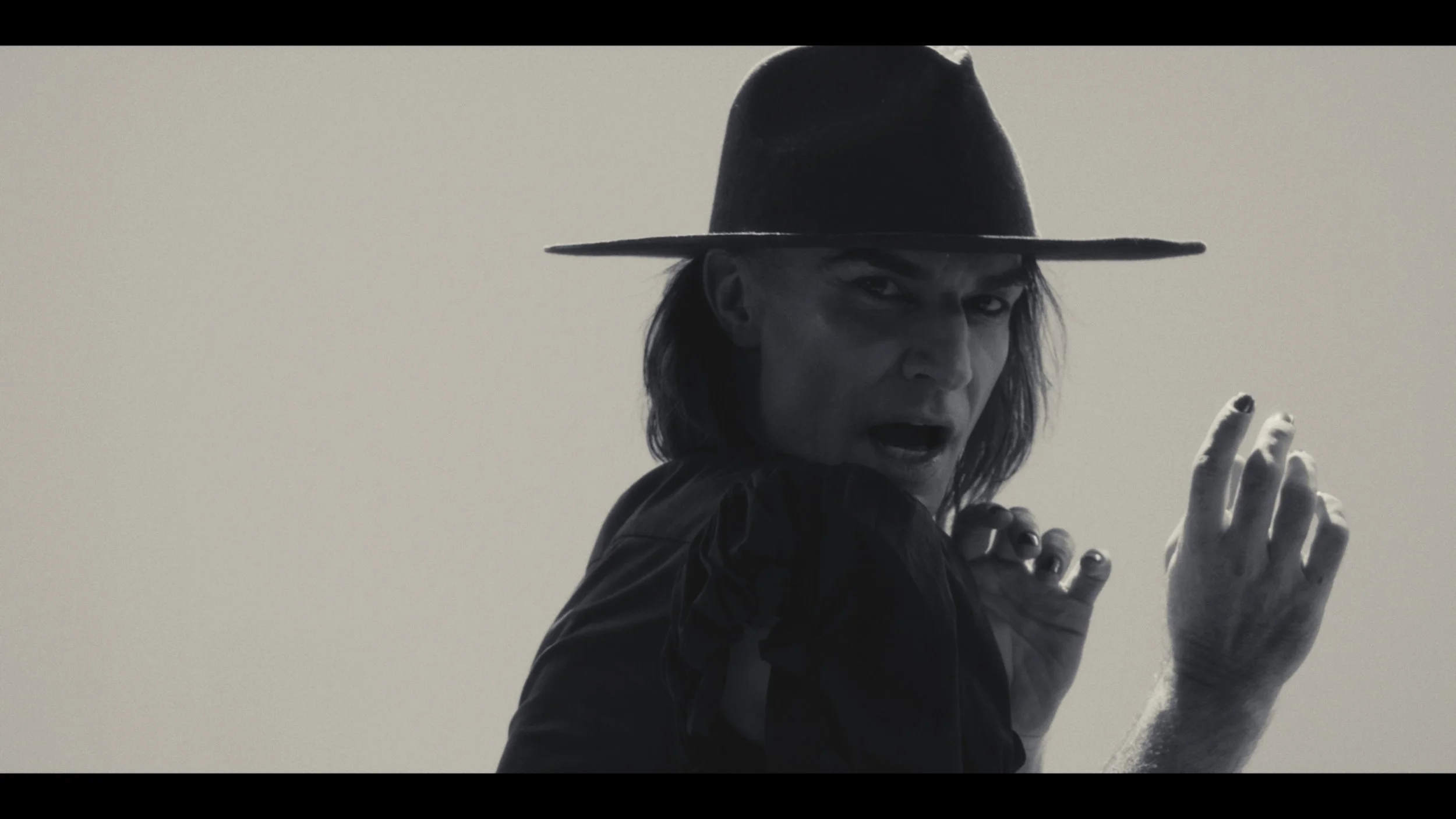 STILLS FROM THE CHASE MUSIC VIDEO WITH NES - BY MALEKTHUG X KAIBLN 