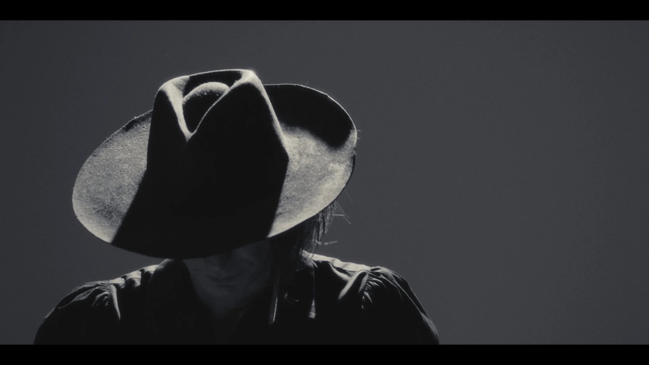 STILLS FROM THE CHASE MUSIC VIDEO WITH NES - BY MALEKTHUG X KAIBLN 