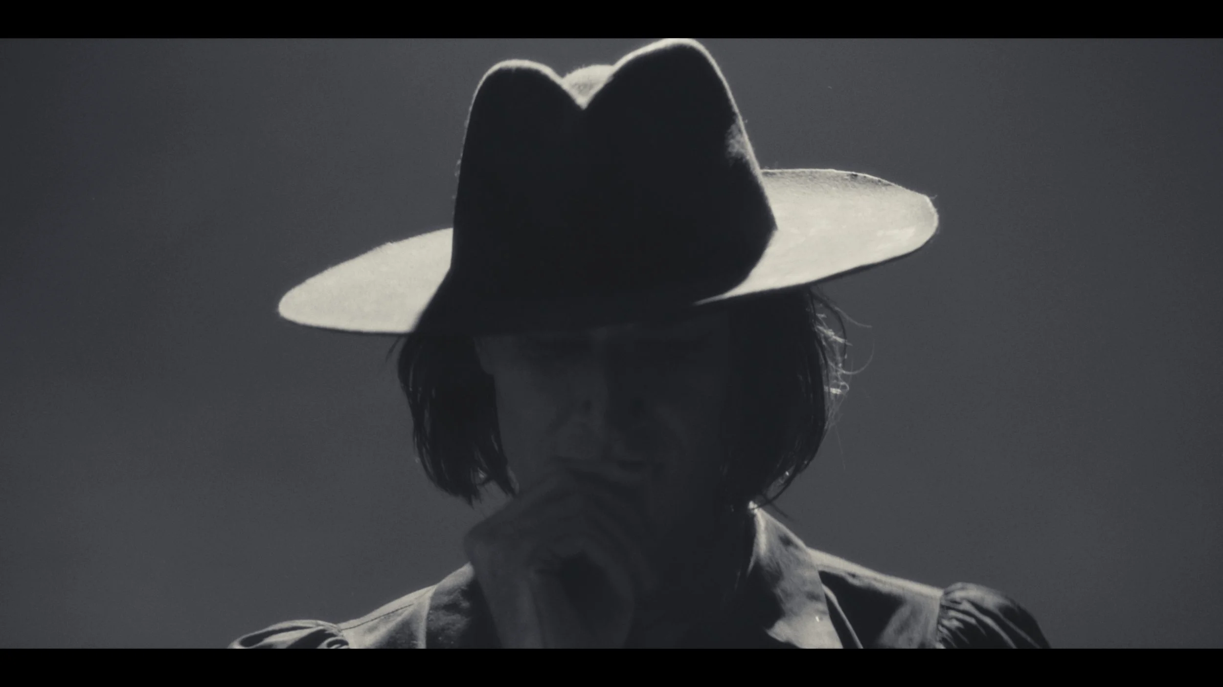 STILLS FROM THE CHASE MUSIC VIDEO WITH NES - BY MALEKTHUG X KAIBLN 