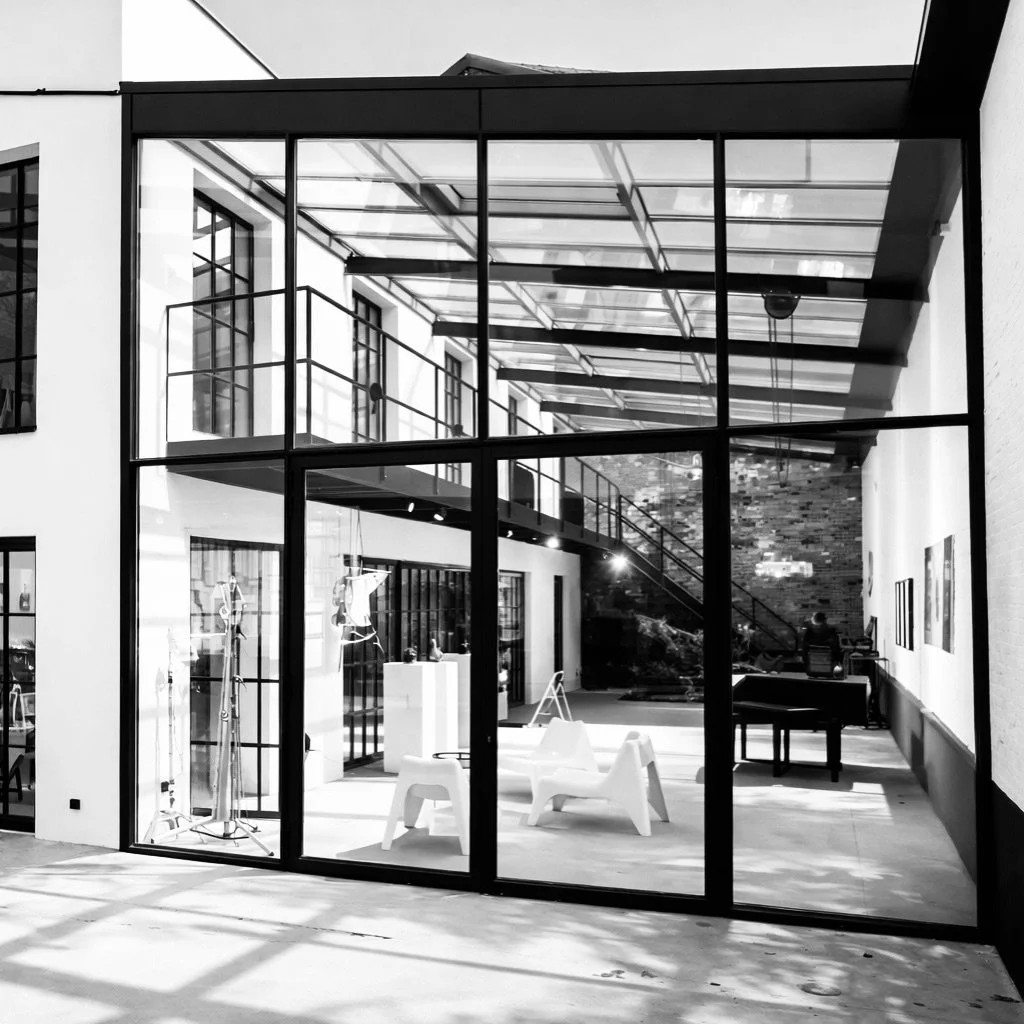 De serre van onze creatieve thuisbasis ✨
De plek waar alles tot leven komt_

Deze week kondigen we een nieuwe expo aan&hellip; stay tuned!

#artglorie #creativehub #artscentre #antwerpart