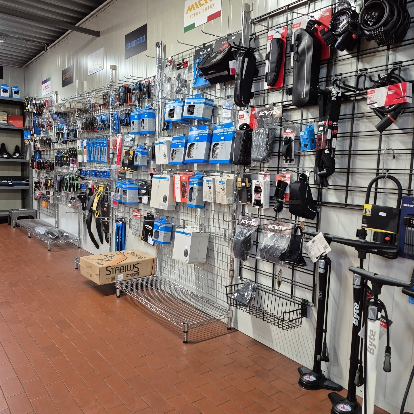 Vendita ricambi e accessori bici a Parma