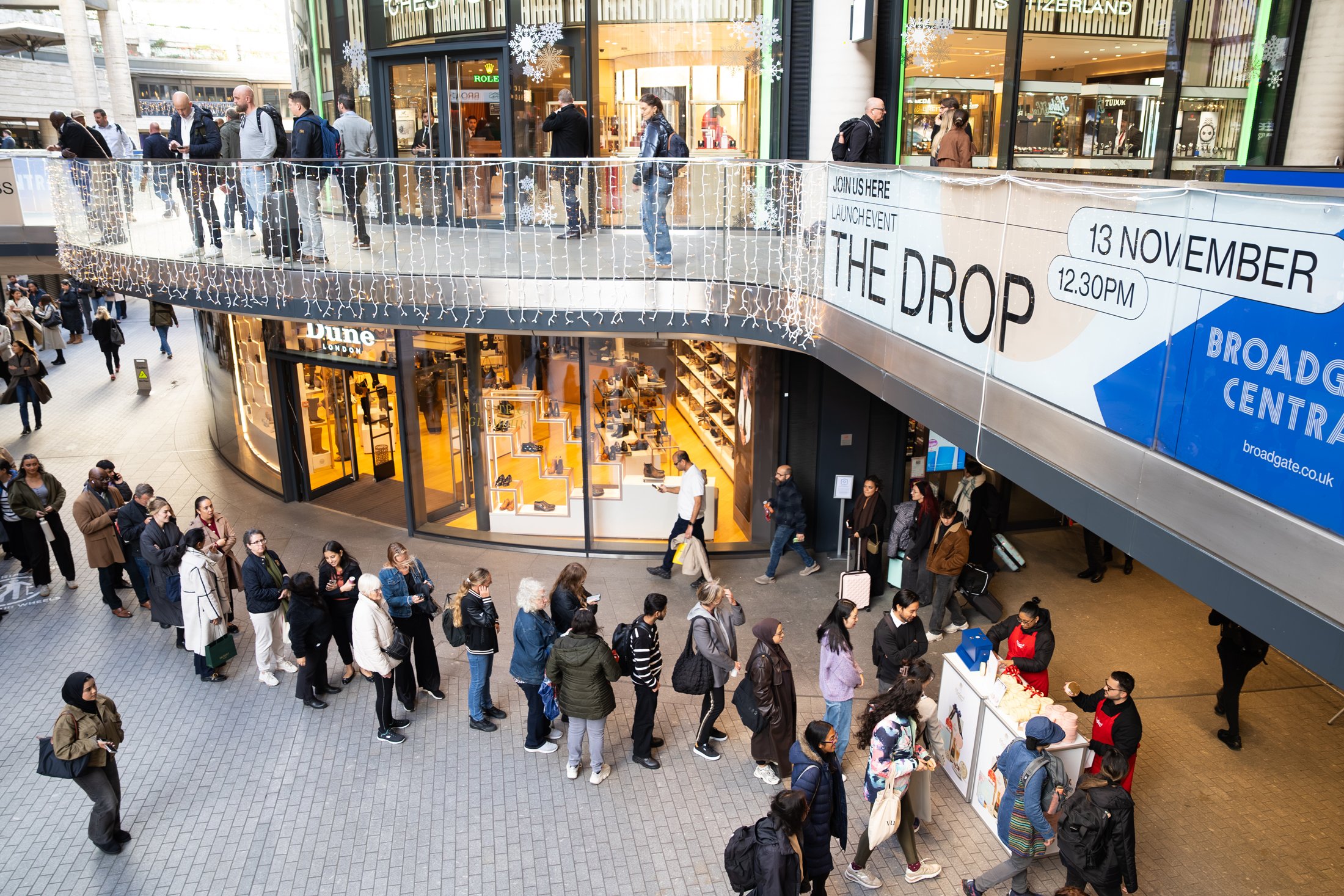 20251113_BG_100LS_Broadgate-Central-Launch_Charbonnel-et-Walker-Pop-Up-(29).jpg