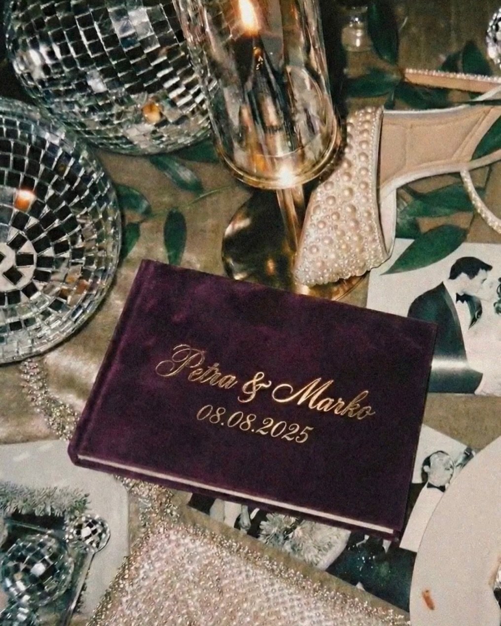 More than a guest book.
THE VIBE&trade; Weddings

#thevibe
#weddingdetails 
#guestbook
#weddinginspo
#THEVIBEWeddings