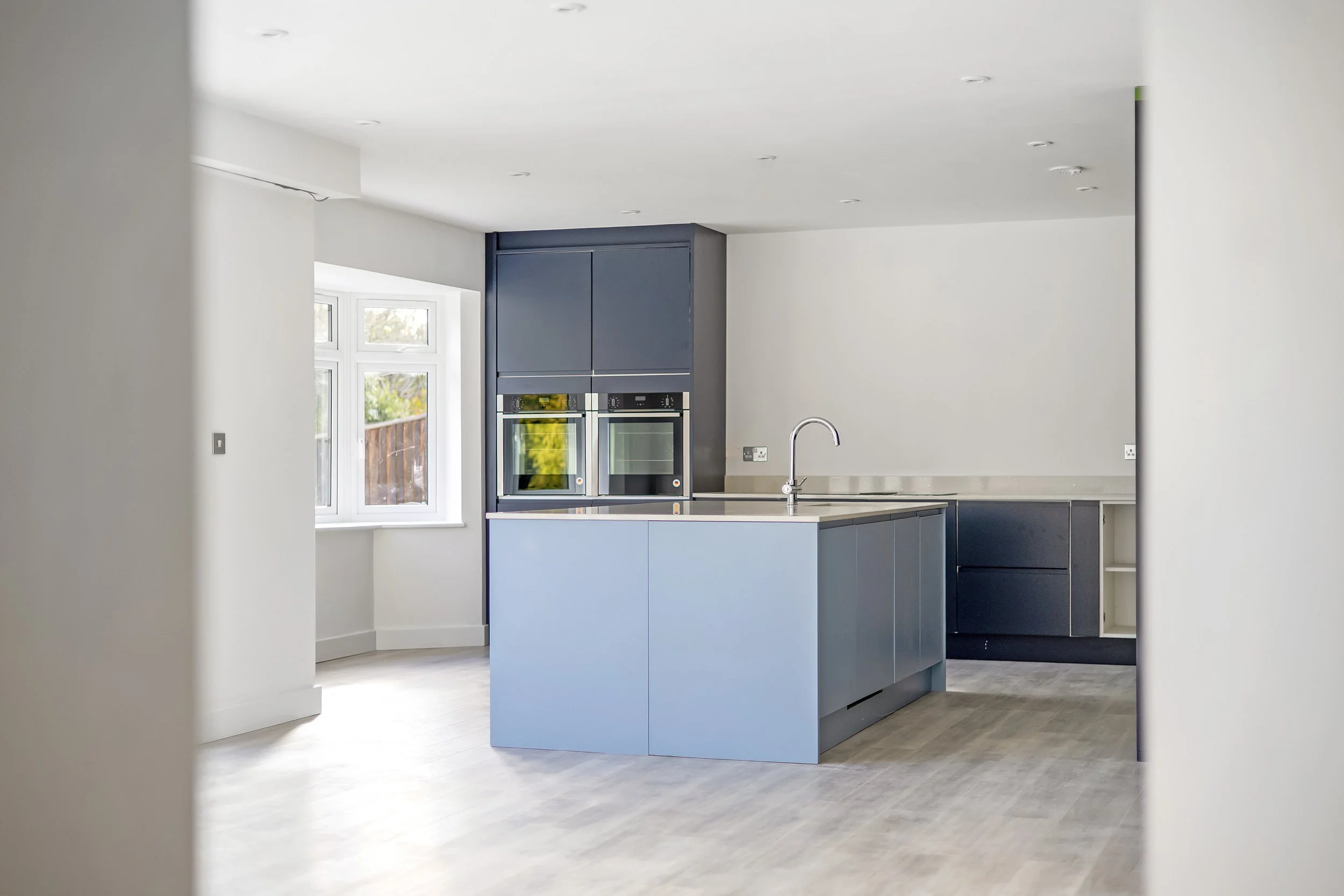 basingstoke-new-property-kitchen-island-oven.jpg