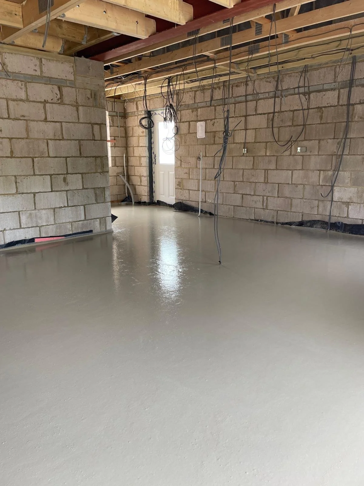 concrete-screed-kitchen-marlborough.jpg