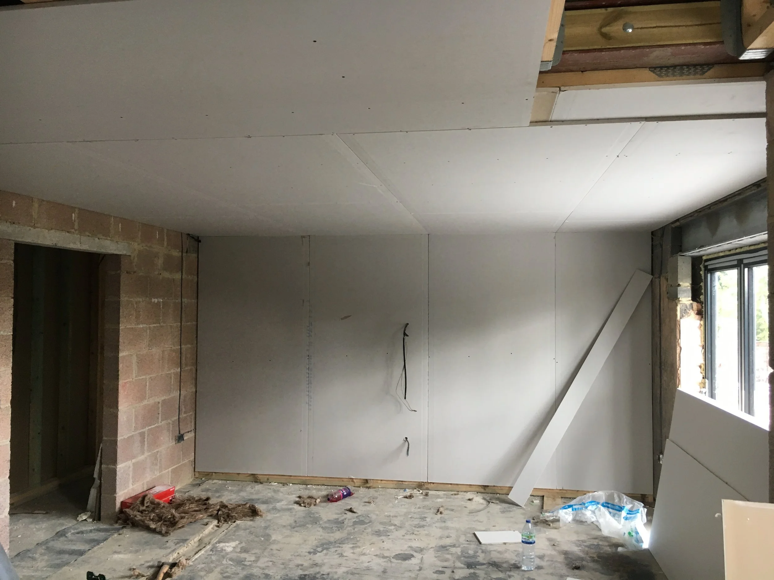 kitchen-dining-plasterboard-install.JPG