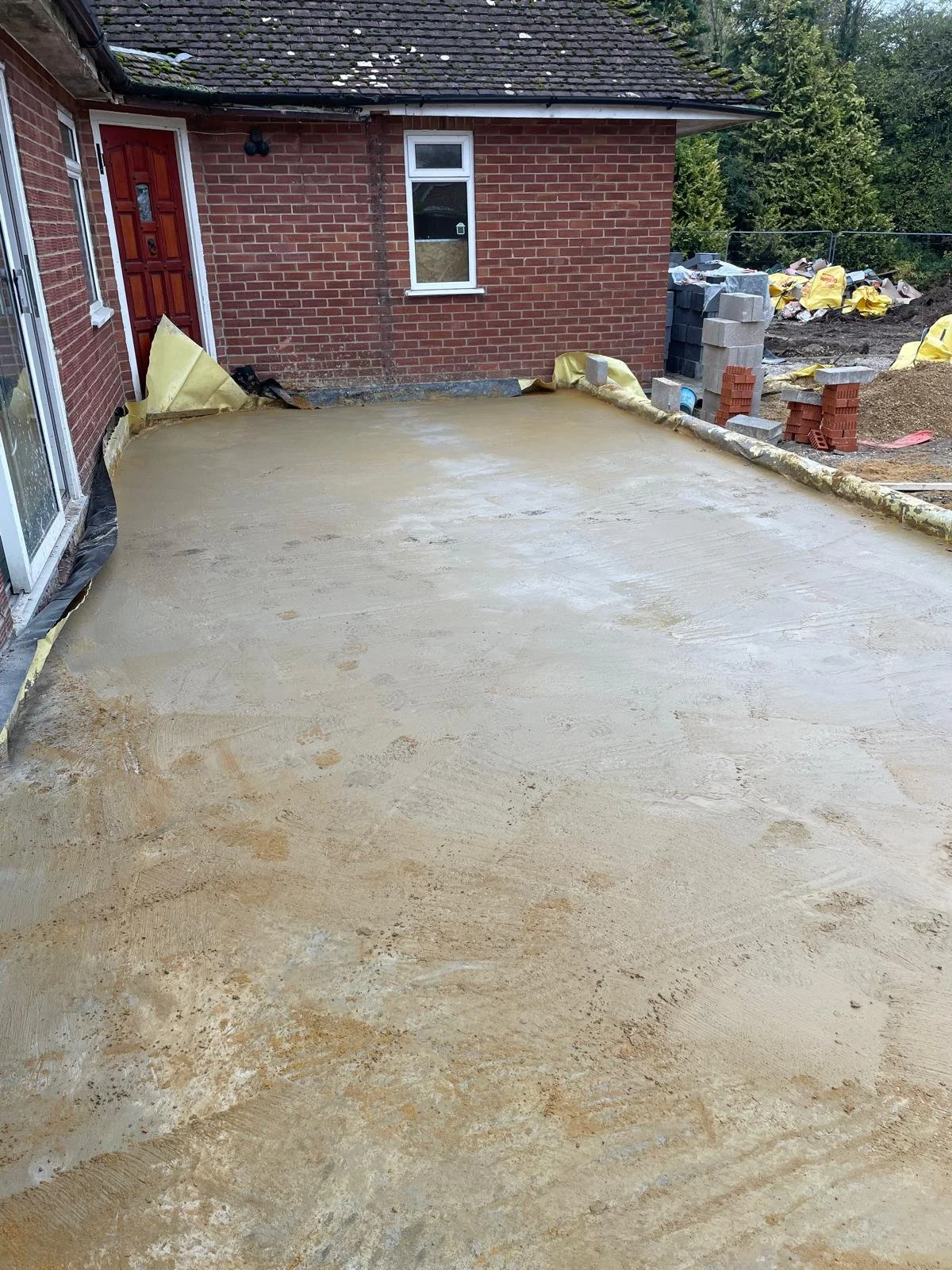 new-concrete-slab-kitchen.jpg