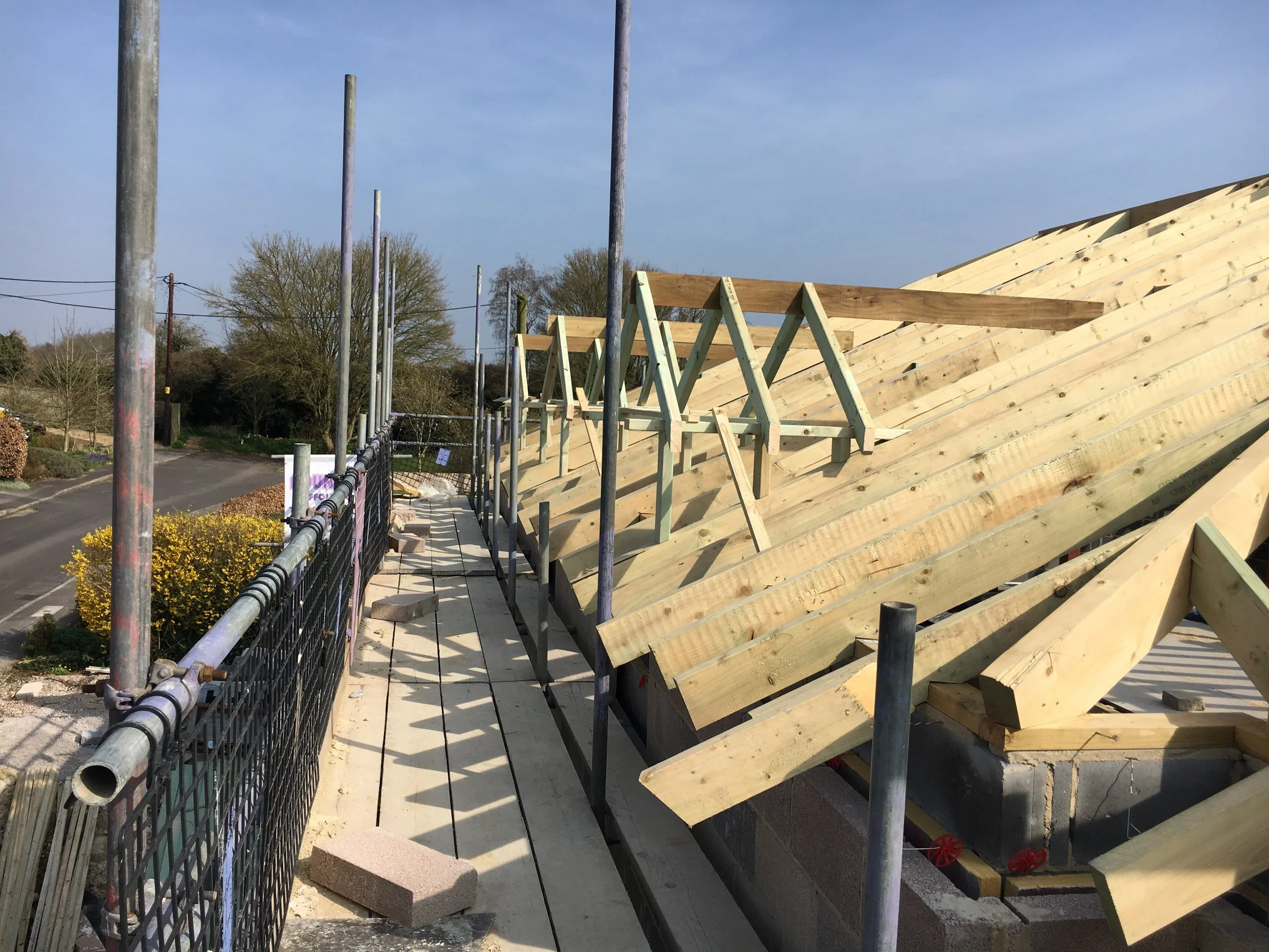 scaffold-dormer-roof-timber.JPG