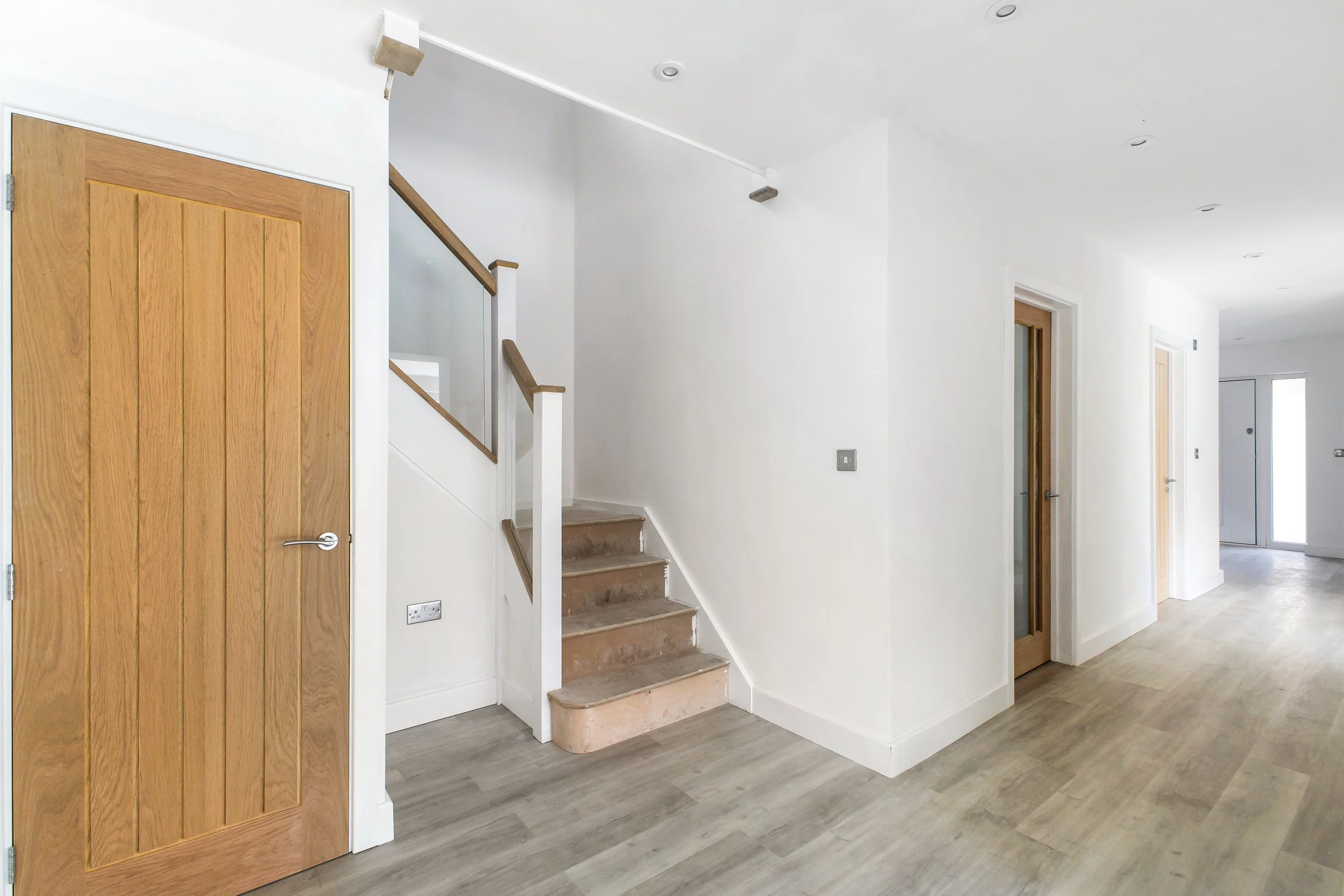 basingstoke-new-property-hallway-stairs.jpg