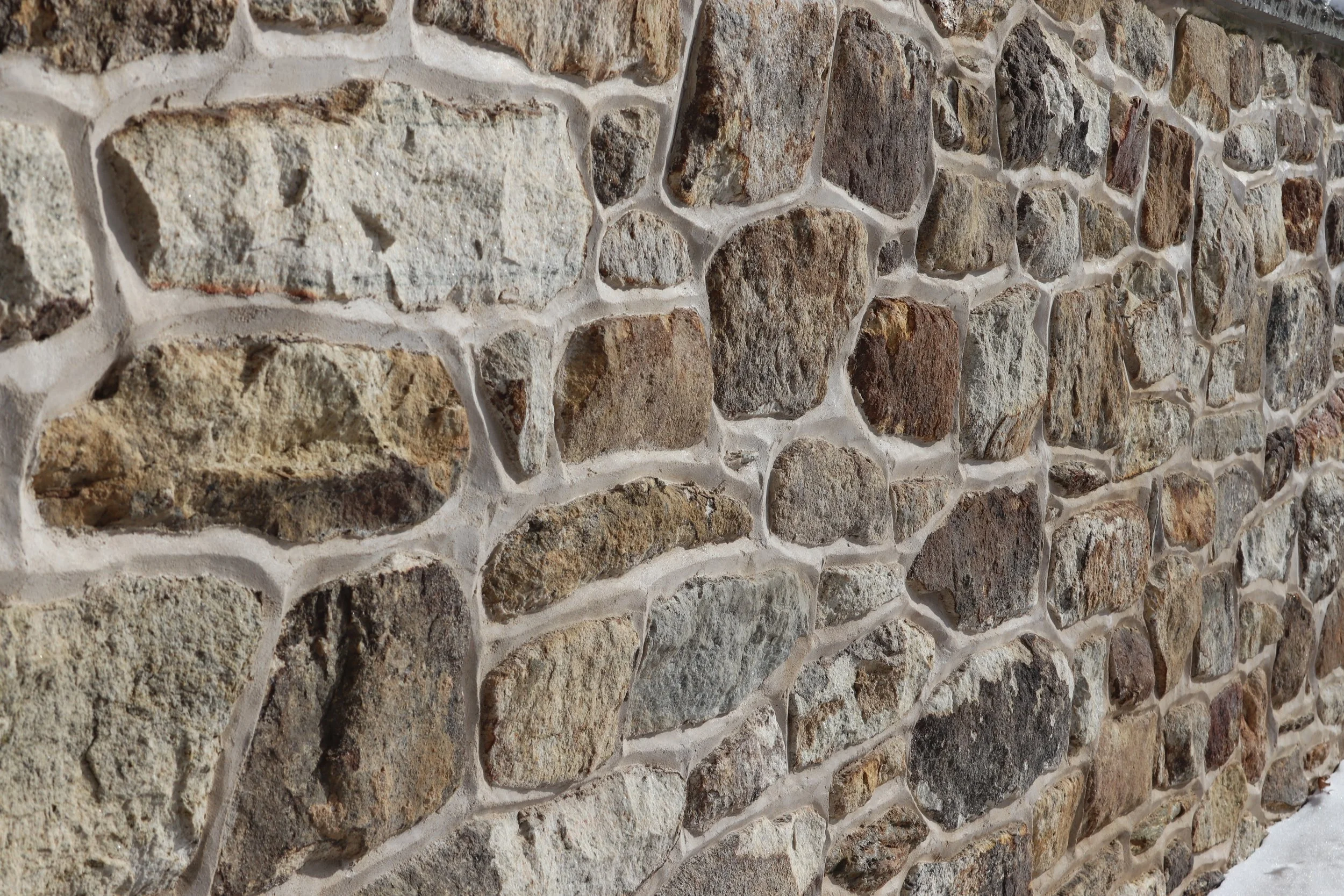 Crown Pointing with antique white mortar
