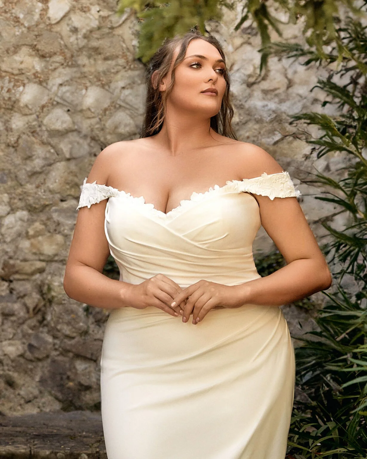 PH7015-PHEONIX-GOWNS-HOLLY-CURVE-CREPE-AND-LACE-FITTED-FIT-AND-FLARE-WEDDING-DRESS-AT-EDEN-BRIDAL-BELFAST-4.jpg