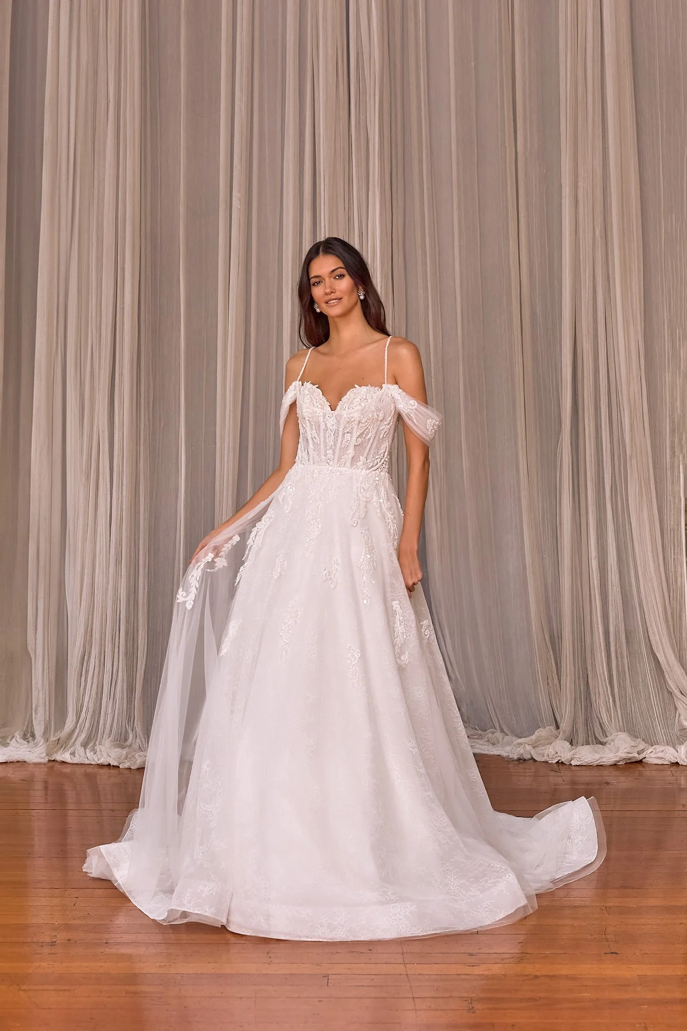 Elina, MB2512, Etoile Collection, Maya Bella, Image 1.jpg