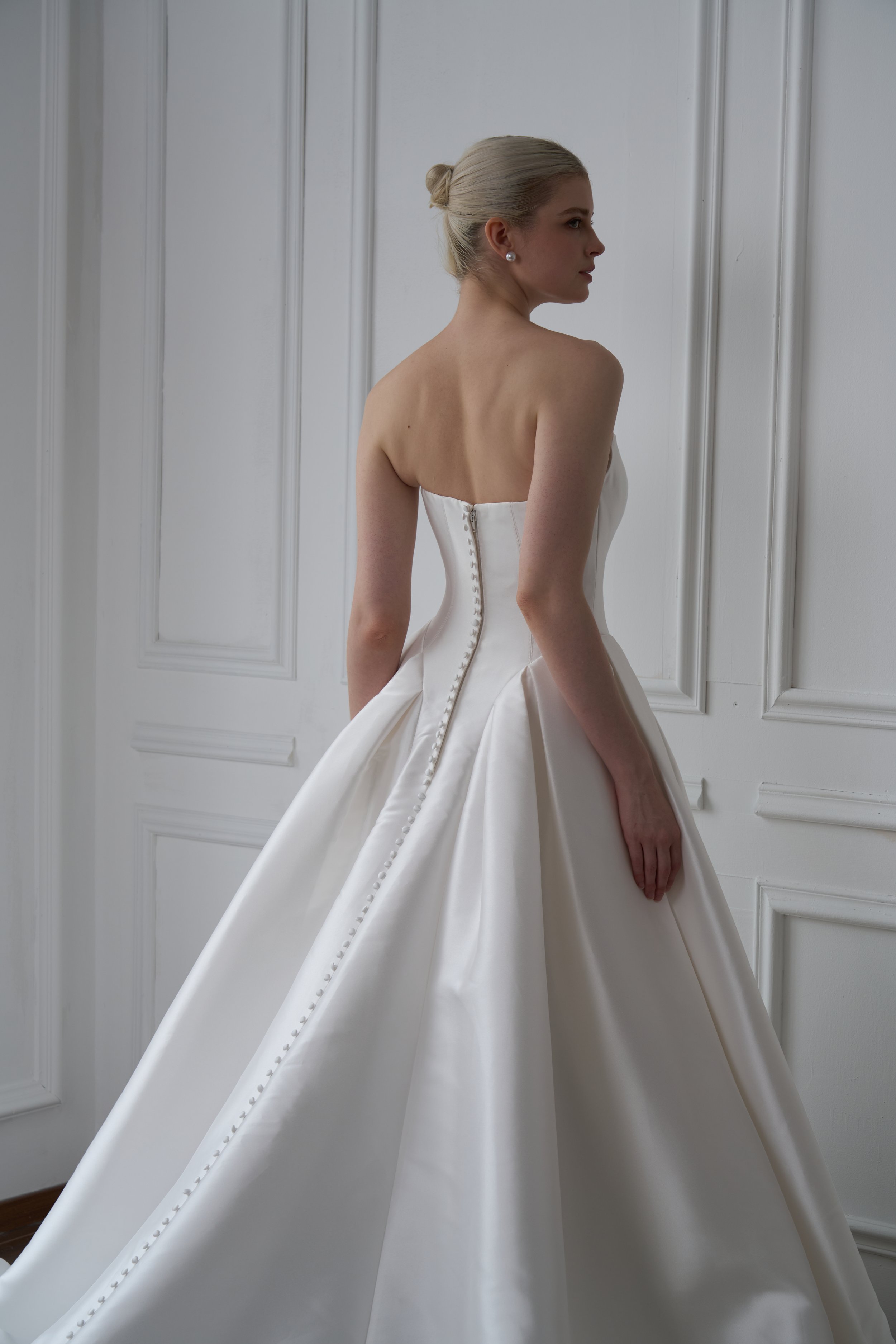 teresa-atelier-charlotte-basque-waist-ball-gown-at-eden-bridal-belfast-3.jpg