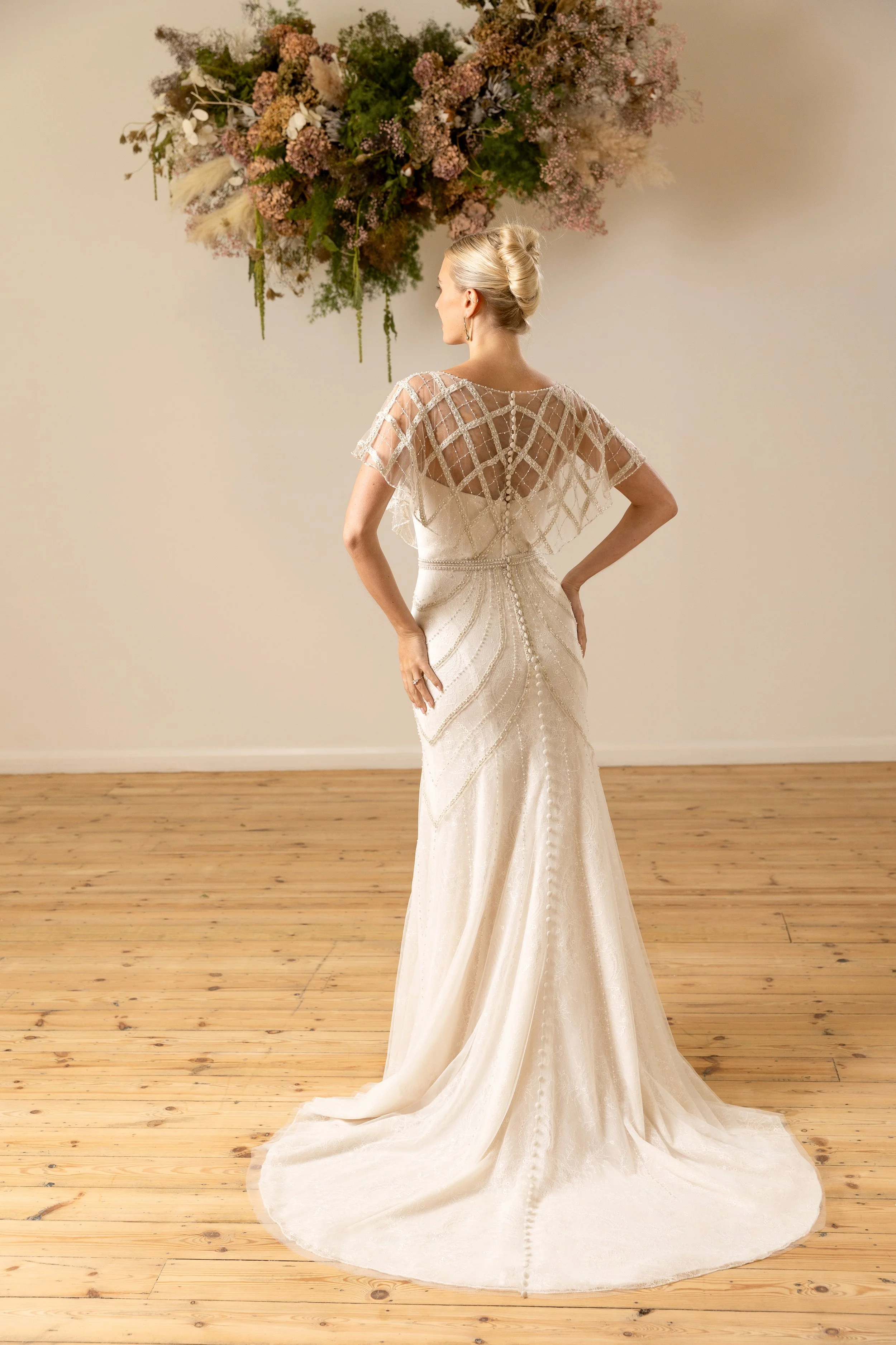 SARDINIA-BY-NICKI-FLYNN-TRUE-BRIDE-LACE-FIT-AND-FLARE-GATSBY-TWENTIES-WEDDING-DRESS-AT-EDEN-BRIDAL-BELFAST-3.jpg