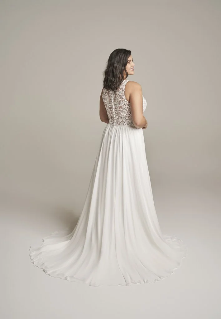 Large - Rebecca-Ingram-Tasha-Sheath-Wedding-Dress-22RS914A01-Alt2-IV-uncropped.jpg