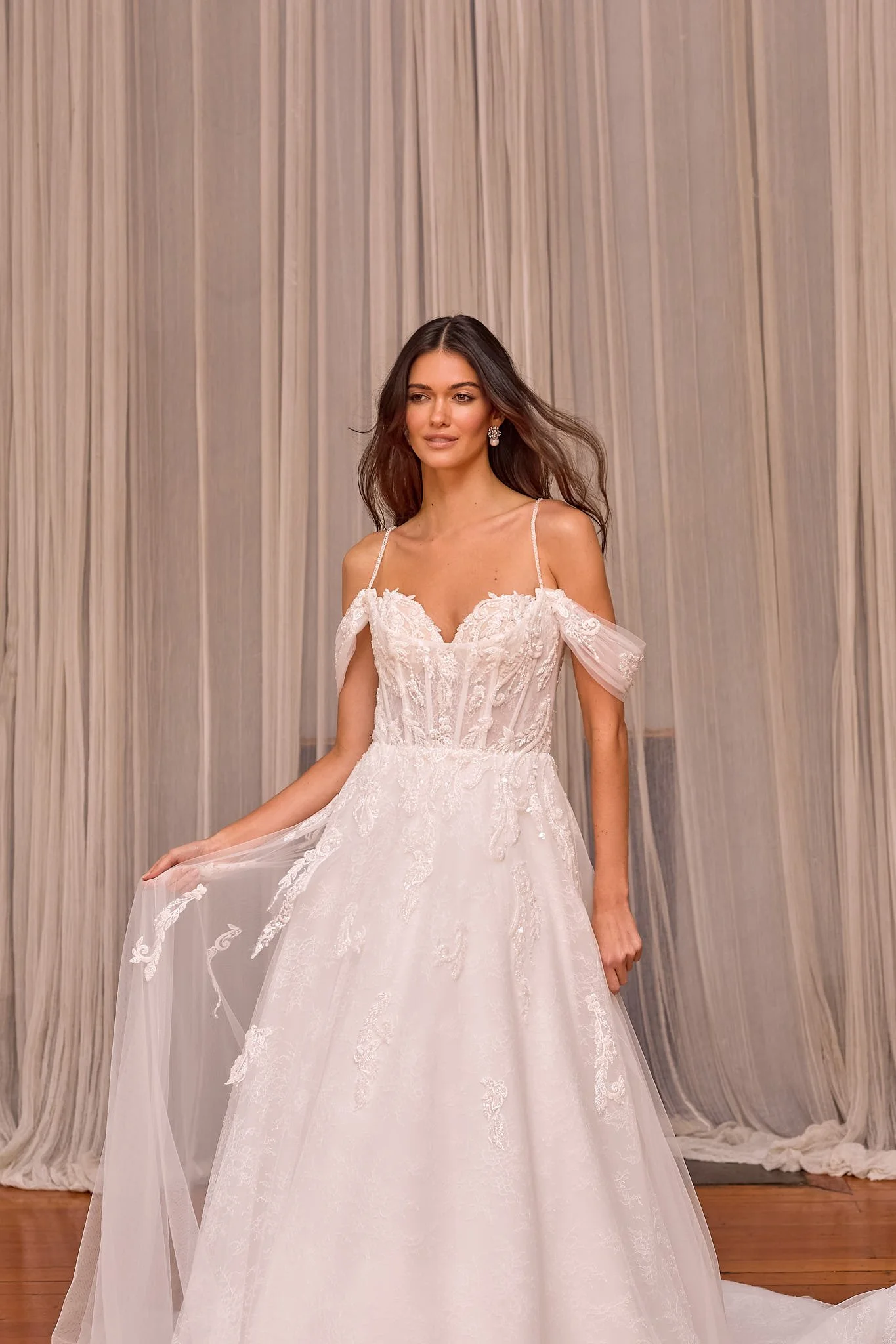 Elina, MB2512, Etoile Collection, Maya Bella, Image 2.jpg