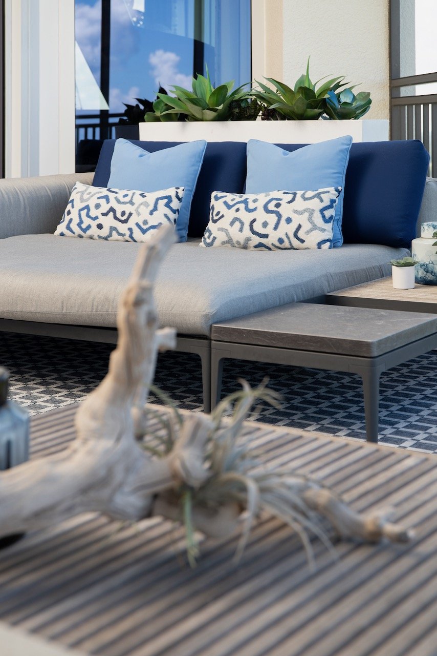 modern-penthouse-balcony-pillow-material-detail-bonita-springs-gloria-black-design.jpeg