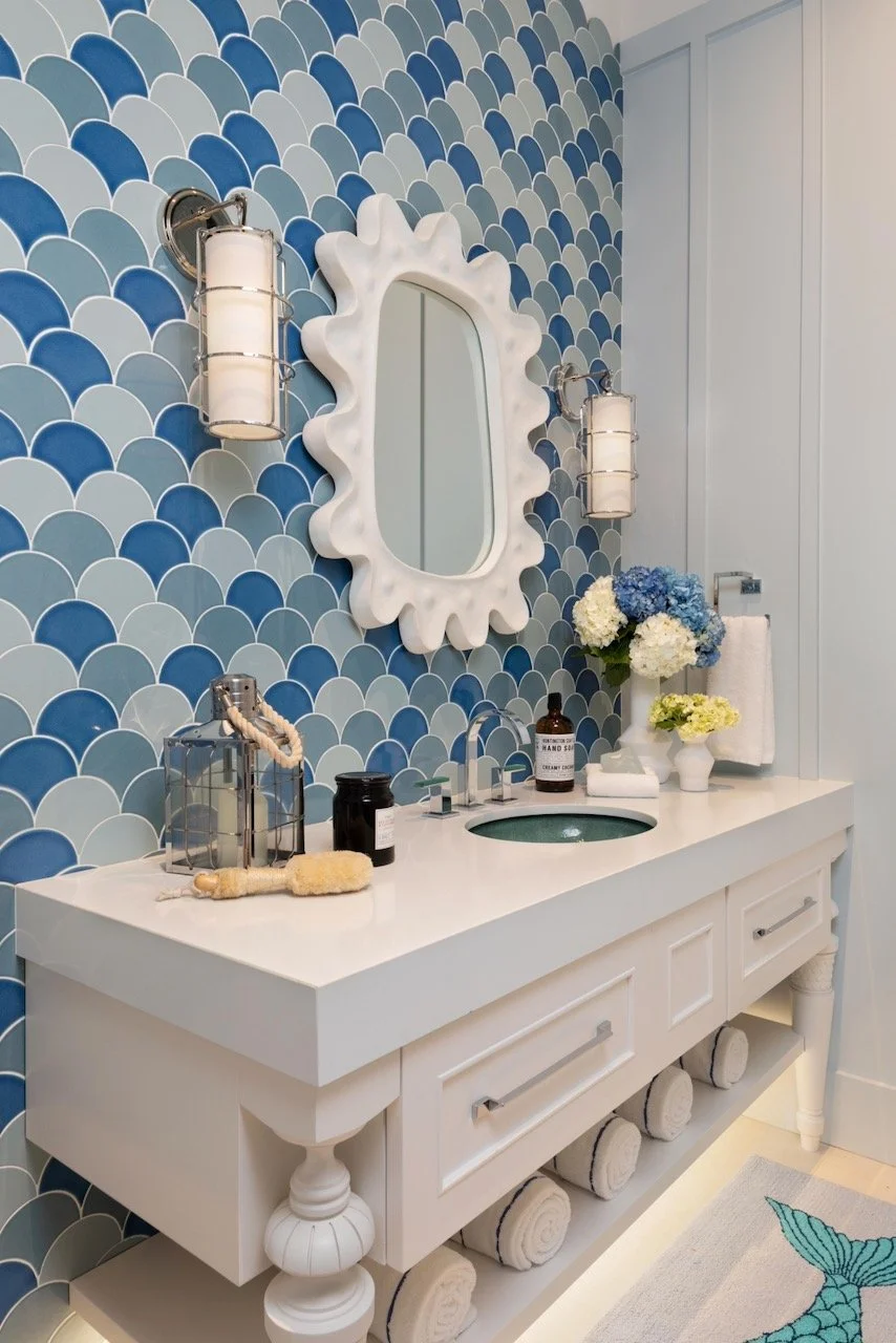new-england-charmer-bathroom-scallop-mirror-blue-vanity-mermaid-scallop-tile-gloria-black-design-©33.jpeg