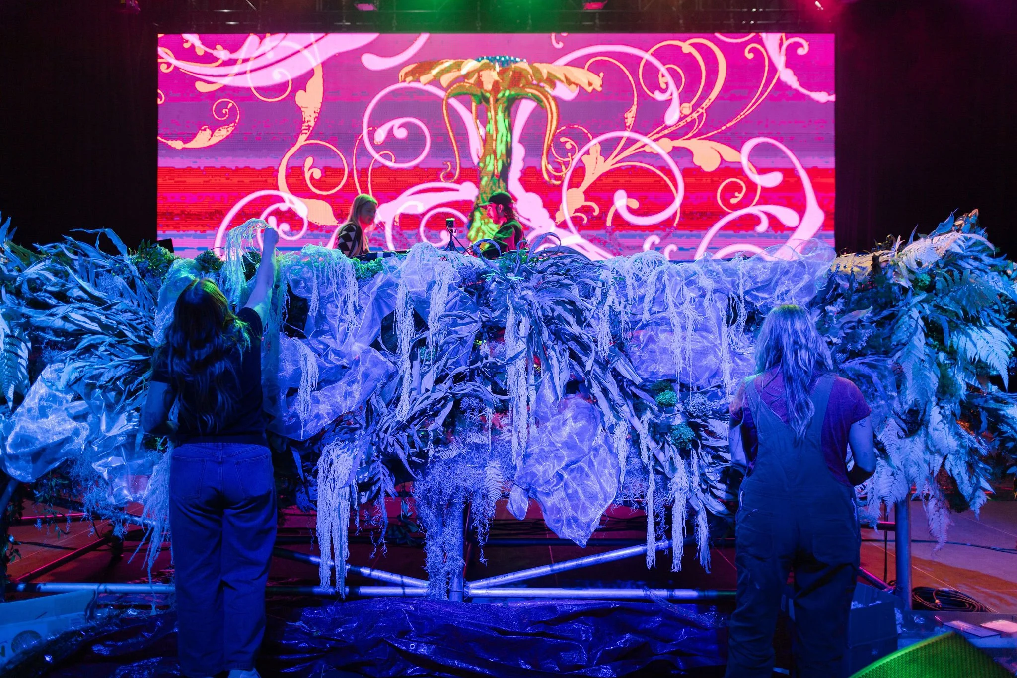 Maddy O'Neal and TOKiMONSTA Set Design by KaraKara Blooms at Mission Ballroom in Denver Colorado. Full organic stage installation. Photo by Stephanie Parsley Photography.