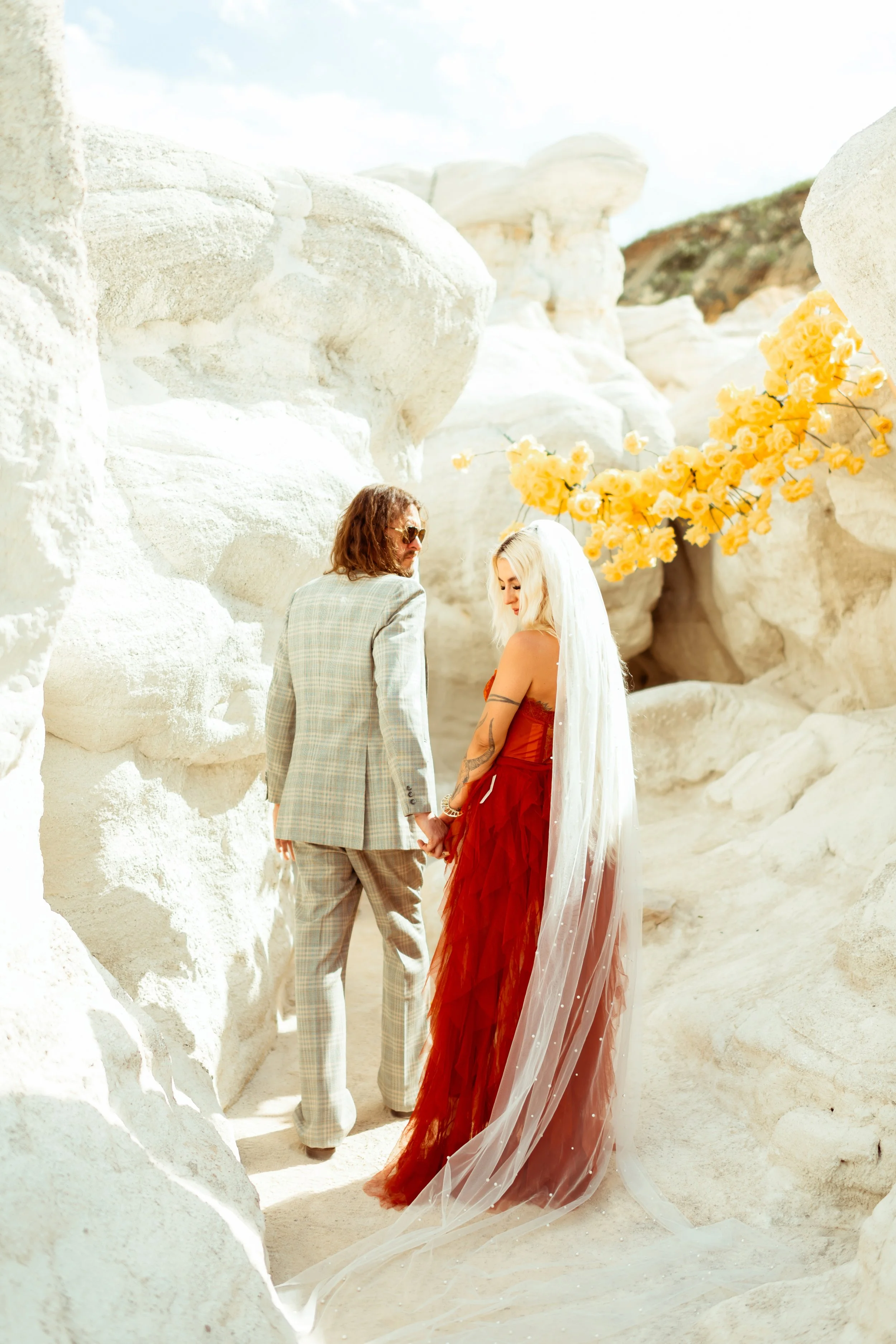 Stephanie-Parsley-Photography-The-Painted-Mines-Denver-Colorado-Wedding-Photographer_22.JPG