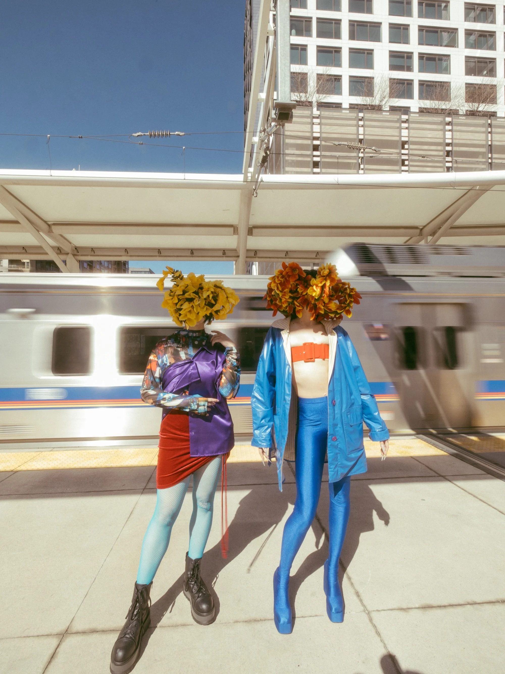 floral blob heads for everyone 👾👾

the two absolute BADDIES modeling in this styled shoot are @freyja.19 and @m0therdaddy 💪

Once again, the incredible photographer that only elevates my weird ideas is the one and only @mckenzie_bigliazzi