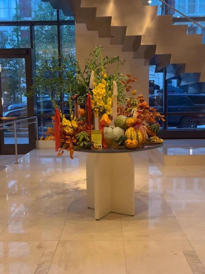 🍂🍁🎃🍂🍁🎃🍂 had some fun today at the Four Seasons Denver creating this cosy fall cornucopia&hellip; someone might even say it&rsquo;s&hellip; GOURDgeous&hellip; 🍁🍂🎃🍁🍂🎃🍁

#denverflorist