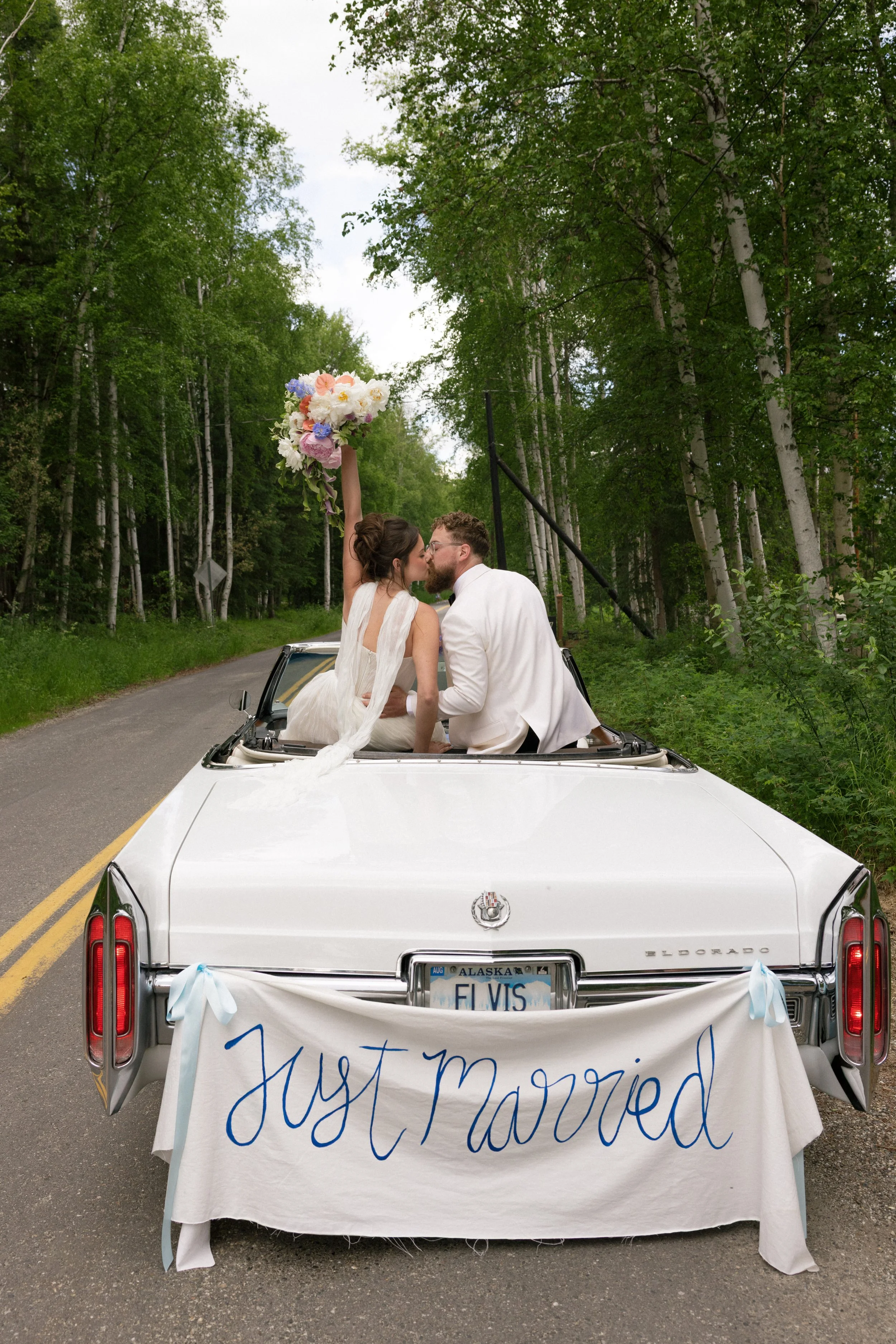 emily_and_matthew_wedding_sneak_peeks7.jpg