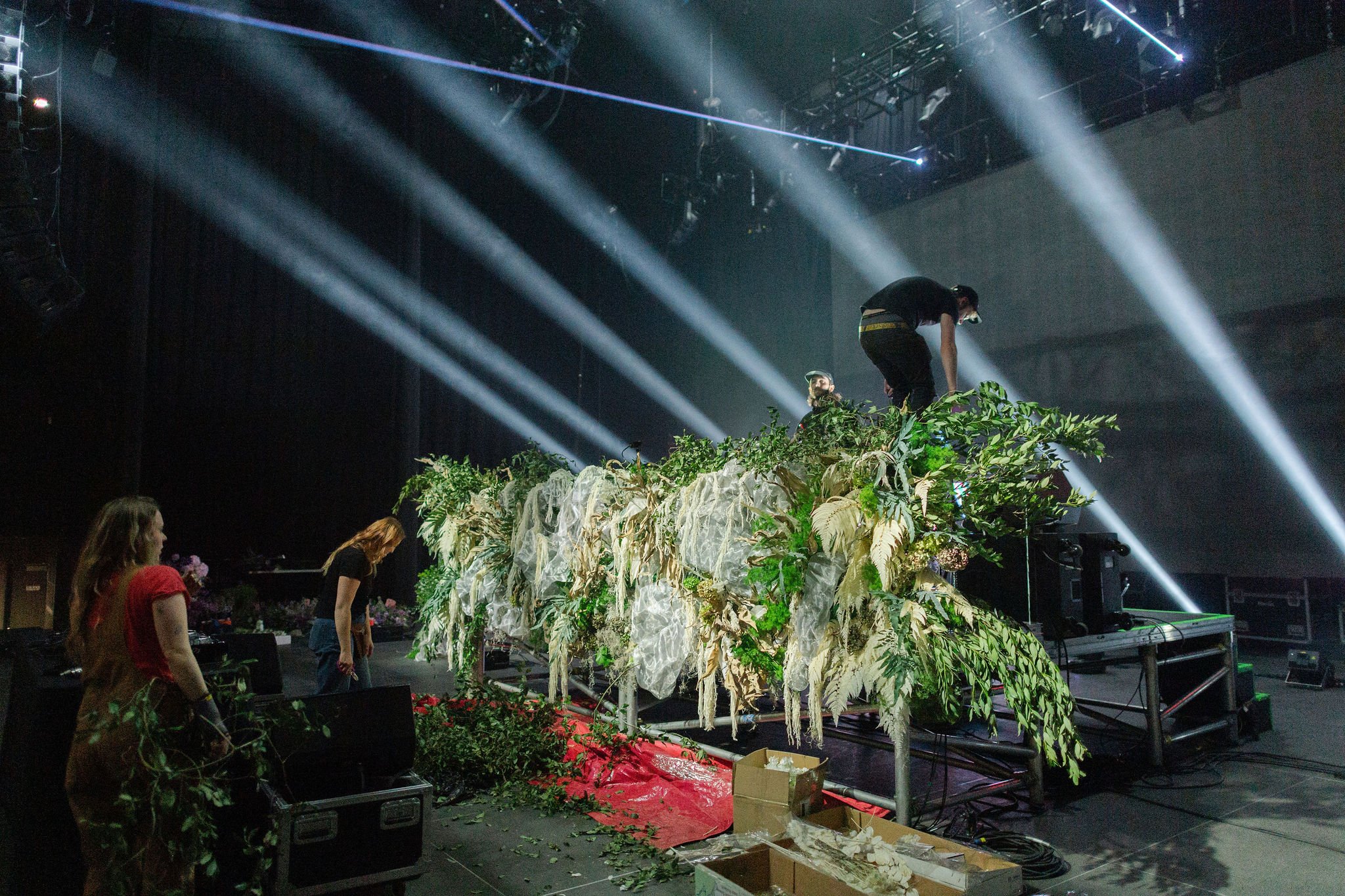 Maddy O'Neal and TOKiMONSTA Set Design by KaraKara Blooms at Mission Ballroom in Denver Colorado. Full organic stage installation. Photo by Stephanie Parsley Photography.