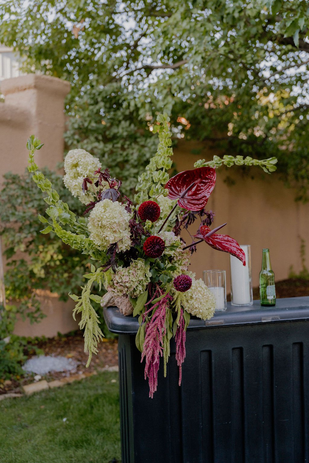 Megan-Hadley-Photography-Colorado-Wedding-Photos-Evynn-Drew-CocktailHour-106.jpg