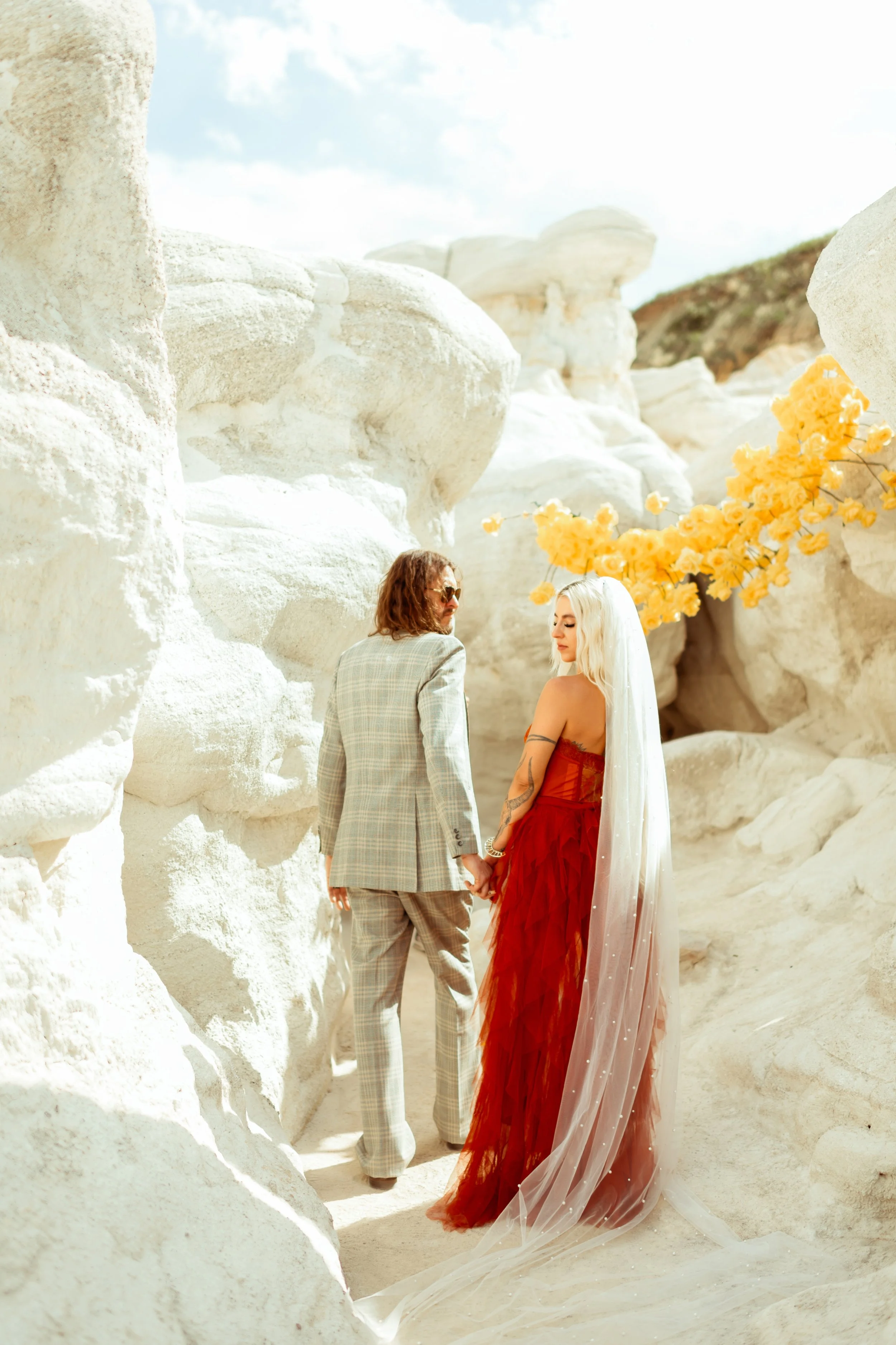 Stephanie-Parsley-Photography-The-Painted-Mines-Denver-Colorado-Wedding-Photographer_23.JPG