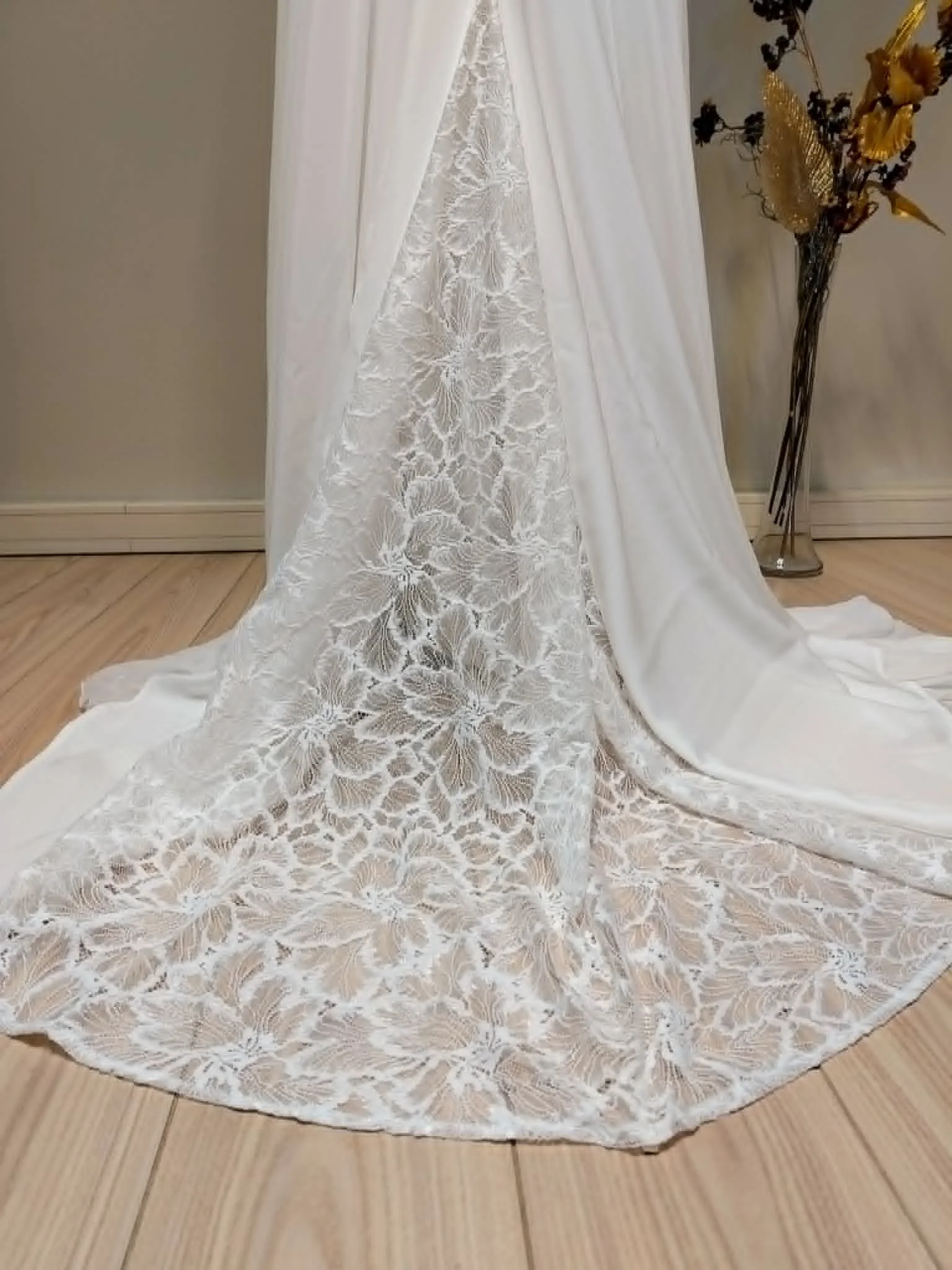 D0438 - 4 détail.jfif
