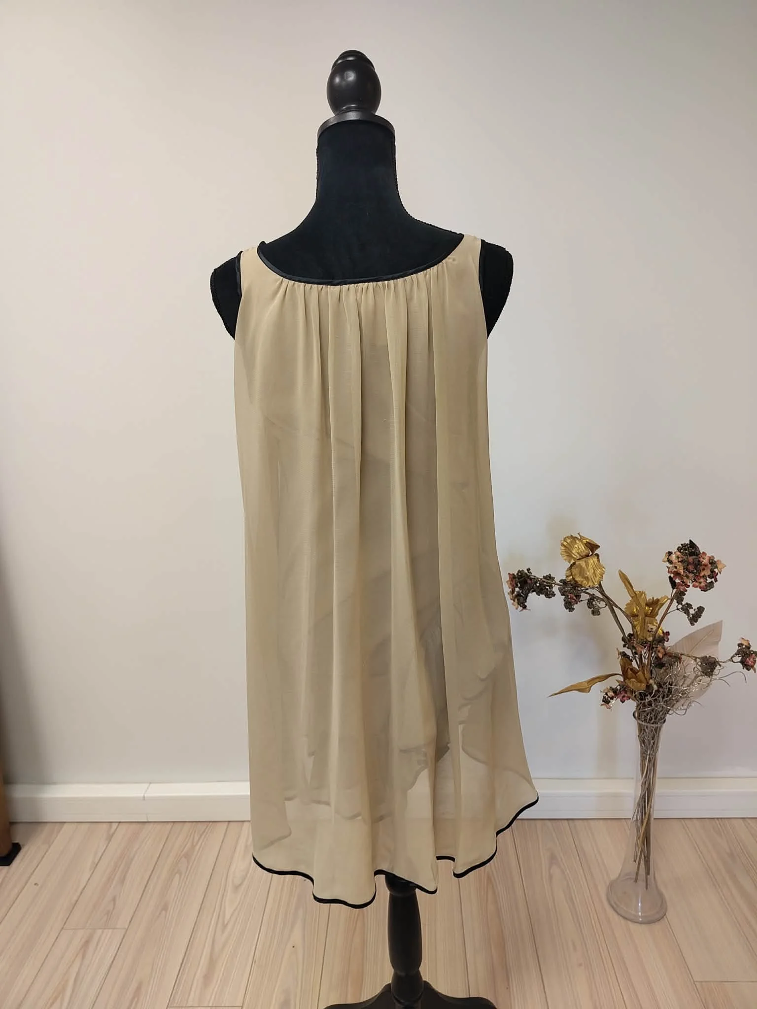 D0148 - 3 derrière.jfif