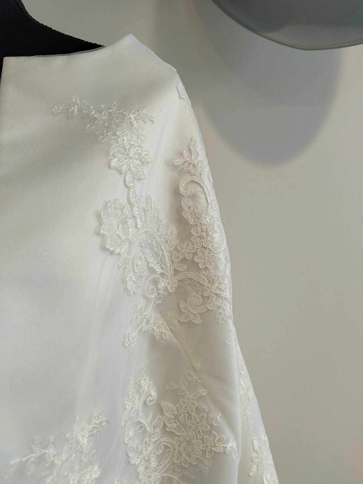 O0121 - 2 détails.jfif